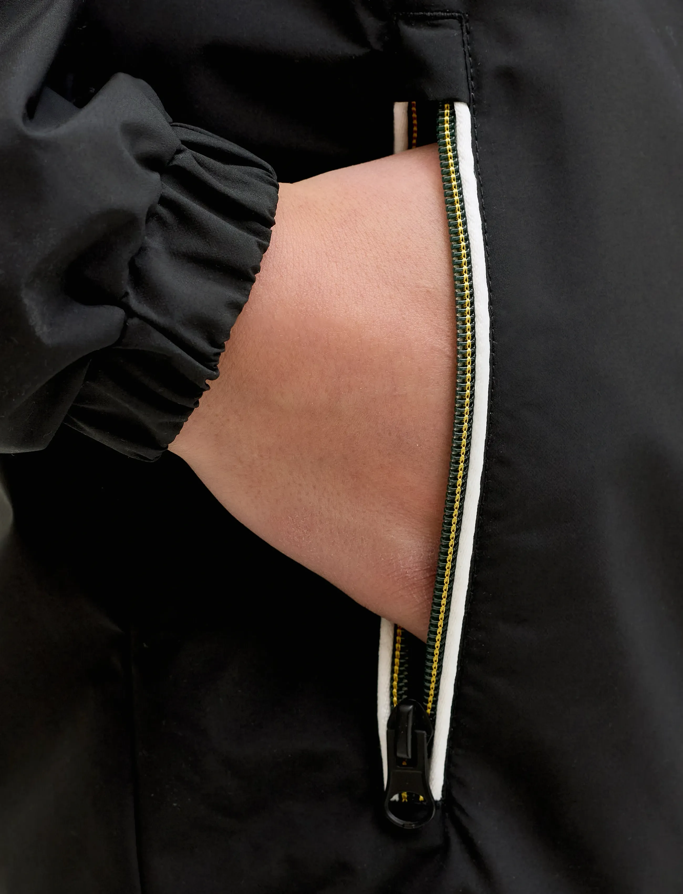Jack & Jones - JORNANTUCKET LIGHT JACKET JNR - windjacken - black - 5