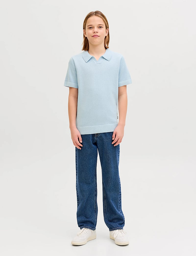 Jack & Jones - JPRBLAMILANO SPRING KNIT SPLIT NEC JNR - kurzärmelig - chambray blue - 3