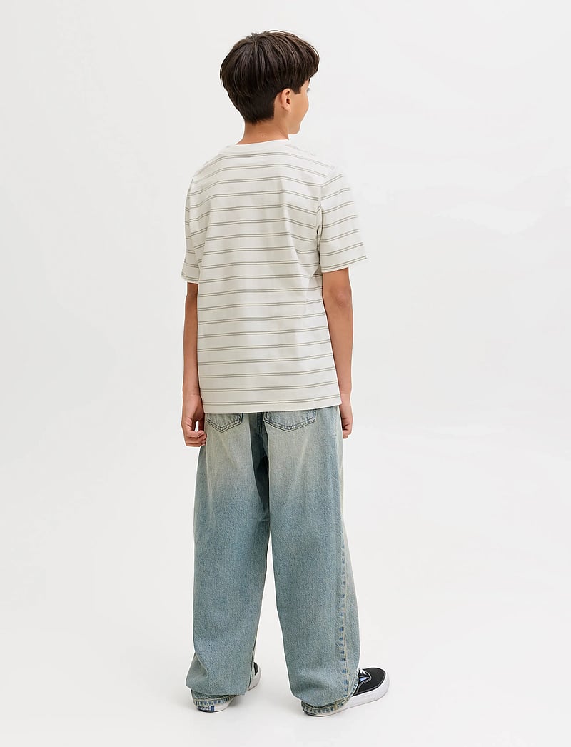 Jack & Jones - JORNORREBRO STRIPE TEE SS CN JNR - lühikeste varrukatega t-särgid - seagrass - 3