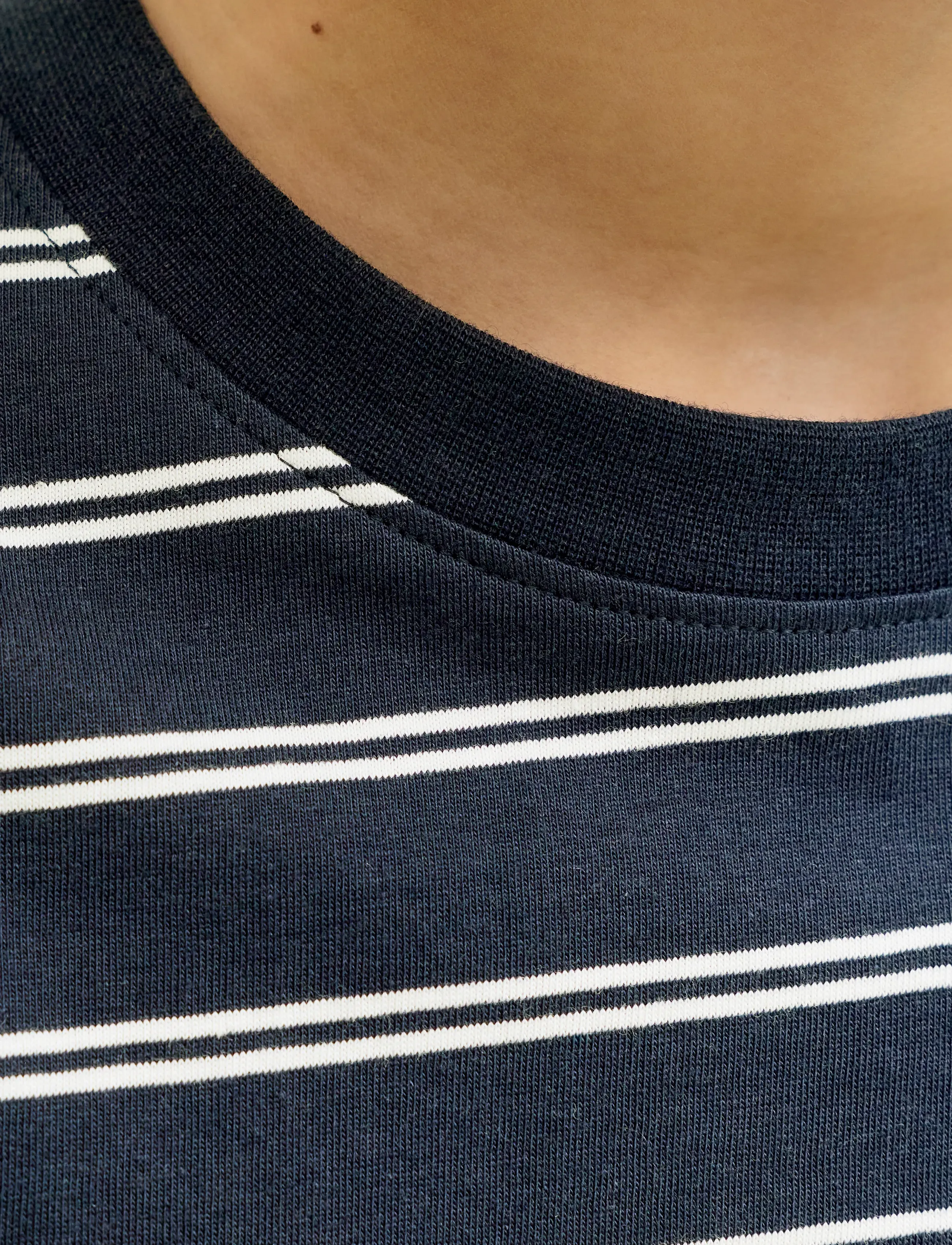 Jack & Jones - JORNORREBRO STRIPE TEE SS CN JNR - kortærmede t-shirts - sky captain - 4