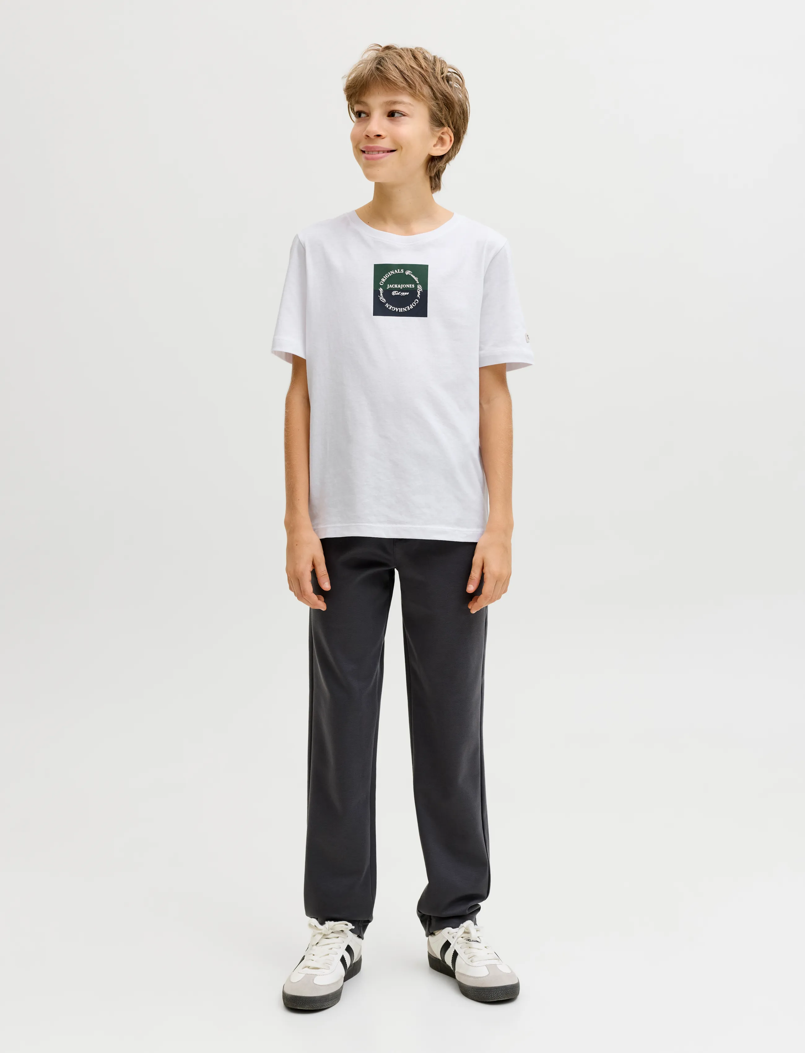 Jack & Jones - JORCATSKILLS SQUARE BRAND TEE SS SN JNR - bright white - 3