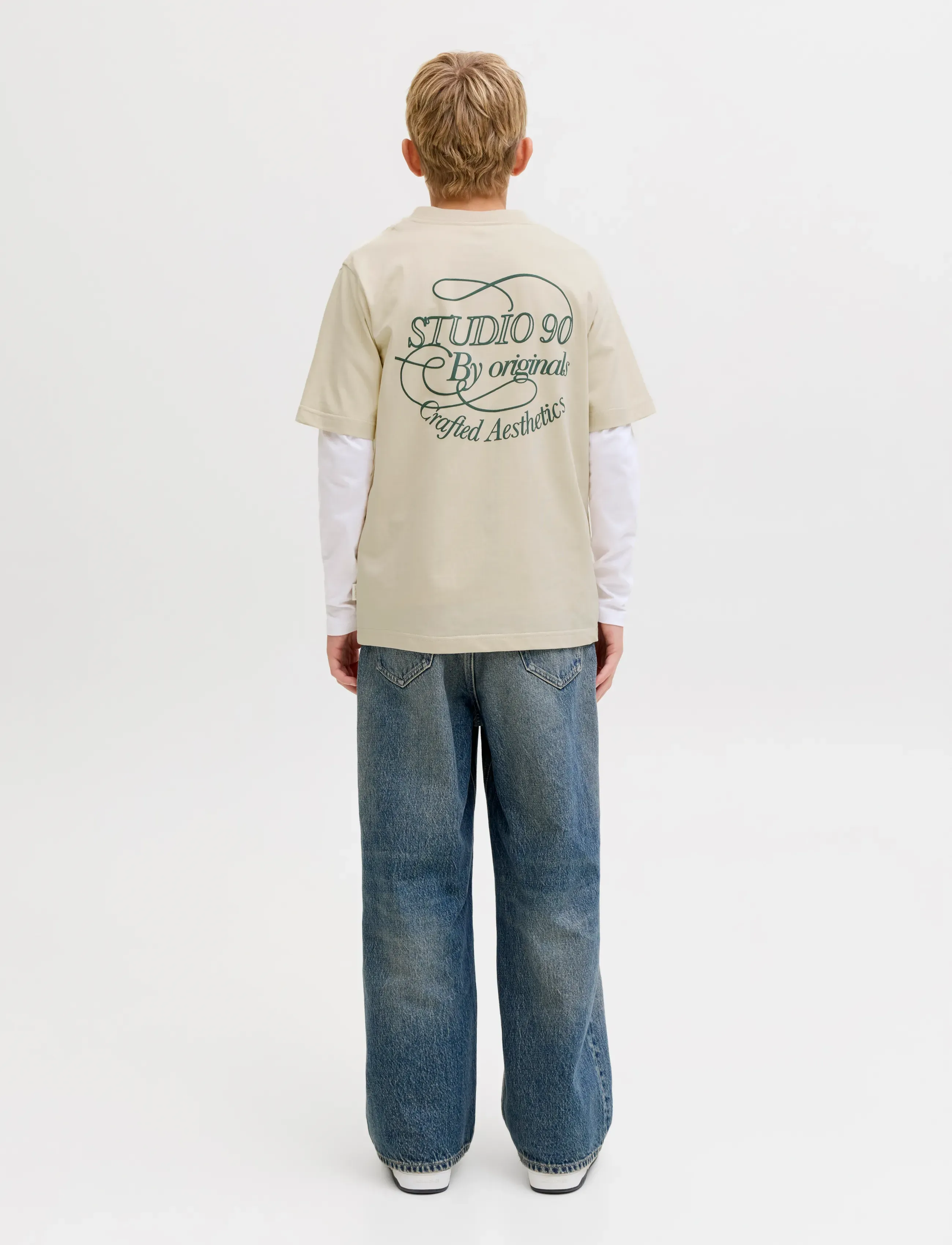 Jack & Jones - JORNIAGARA TYPO TEE SS CREW NECK JNR - kortærmede t-shirts - antique white - 3