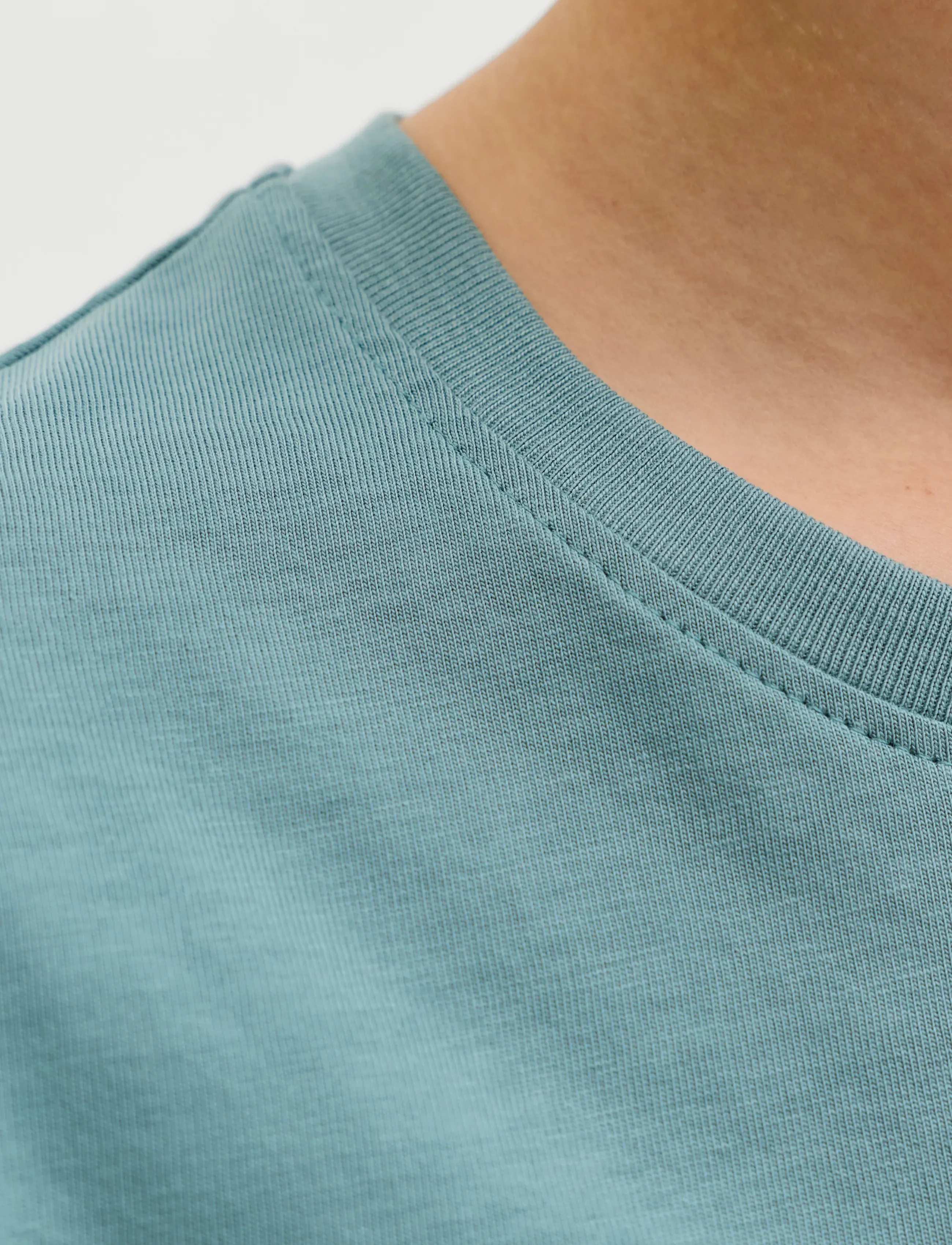 Jack & Jones - JCOFUSION DOTS PRINT TEE SS CN SN JNR - kortærmede t-shirts - north atlantic - 4