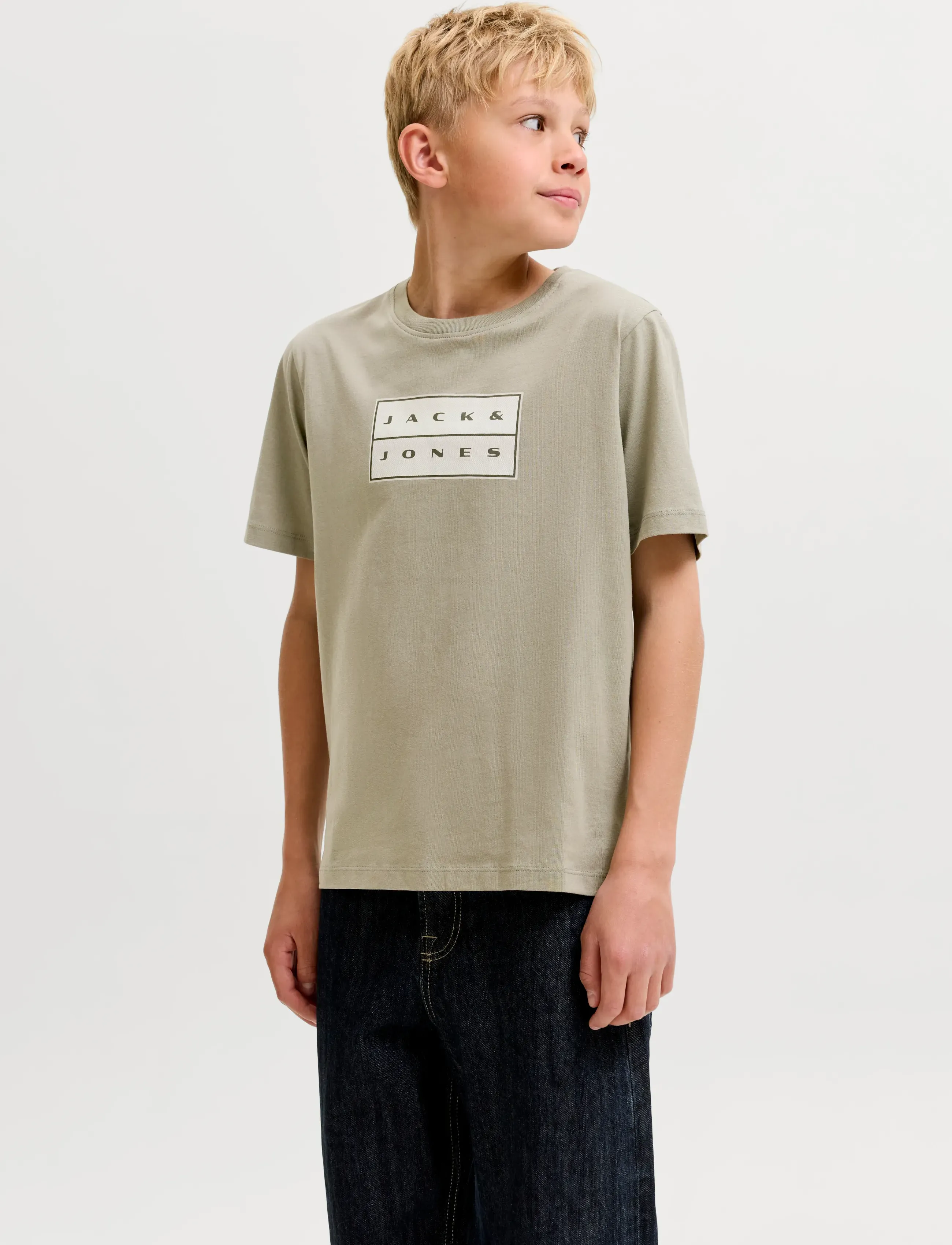 Jack & Jones JCOFUSION DOTS PRINT TEE SS CN SN JNR - Kurzärmelige - VETIVER / khaki/green