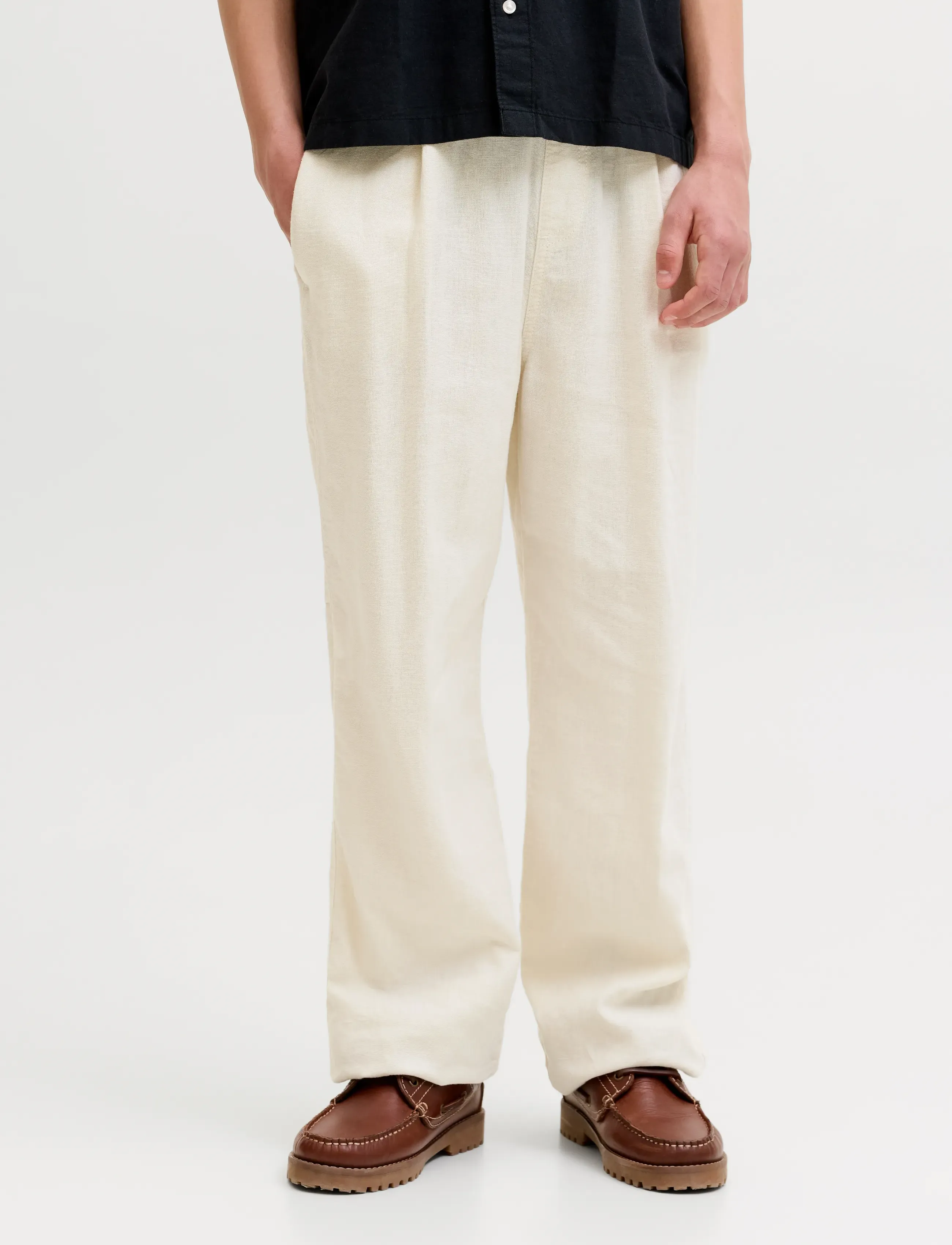 Jack & Jones JPSTBILL ANDROS VIS LB JOGGER JNR - Trousers - CLOUD DANCER / cream
