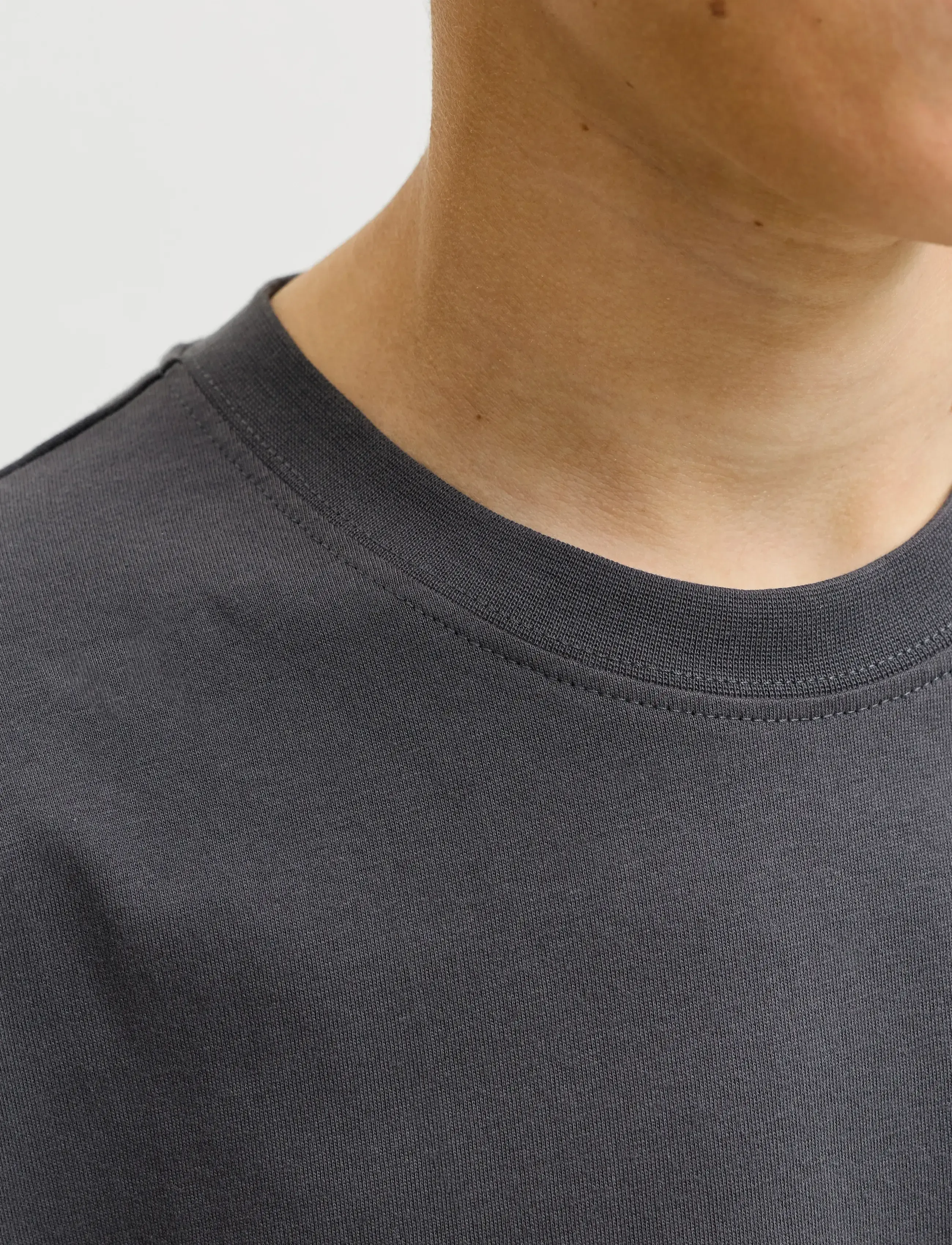 JACK & JONES Jjearchive Graphic Tee Ss Oneck Noos Jnr t-shirts med tryck herr – bild 6
