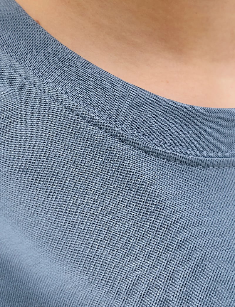 Jack & Jones - JJEARCHIVE GRAPHIC TEE SS ONECK NOOS JNR - kortærmede t-shirts - blue mirage - 5