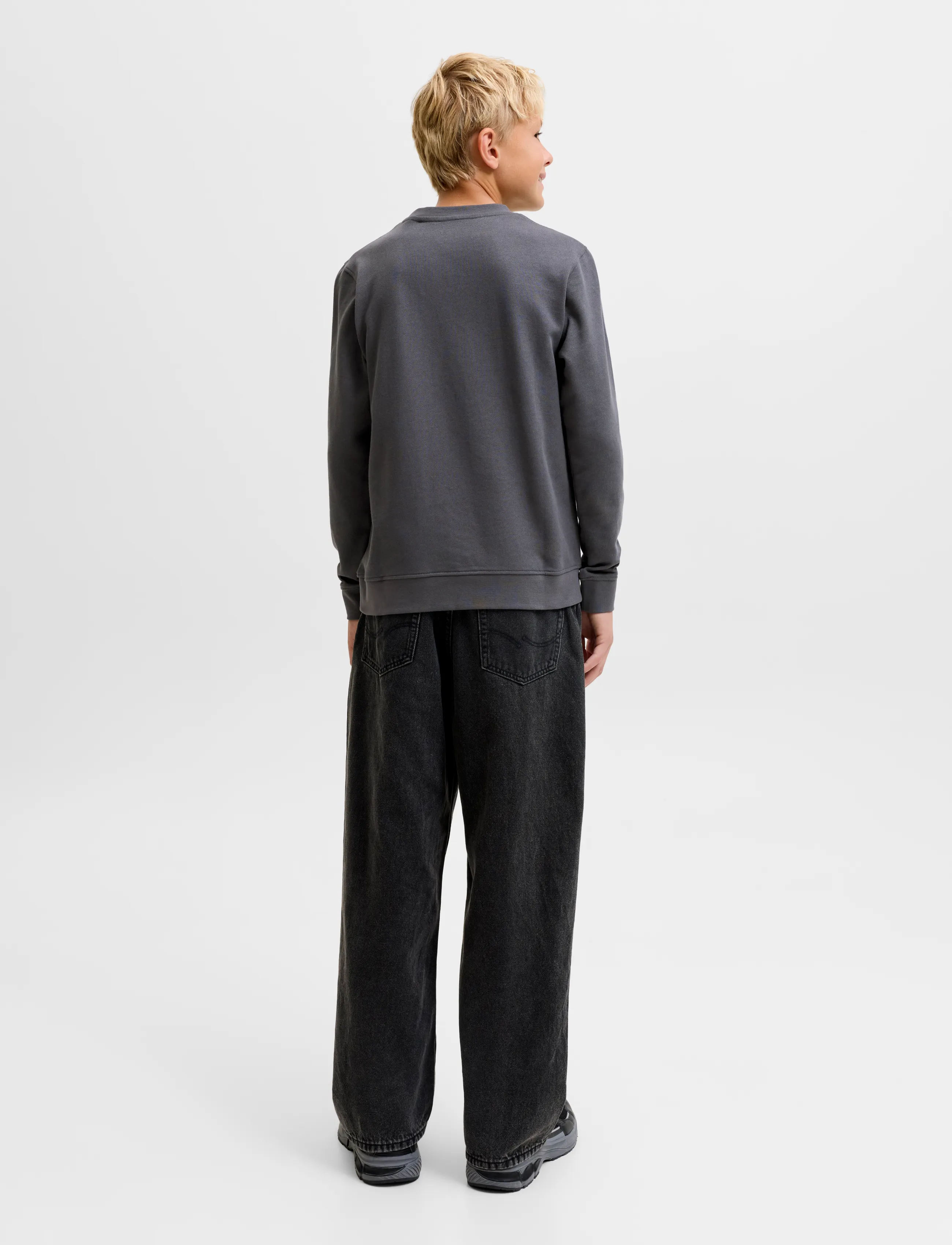 Jack & Jones - JJEARCHIVE GRAPHIC SWEAT CN SN JNR - sweatshirts - asphalt - 2