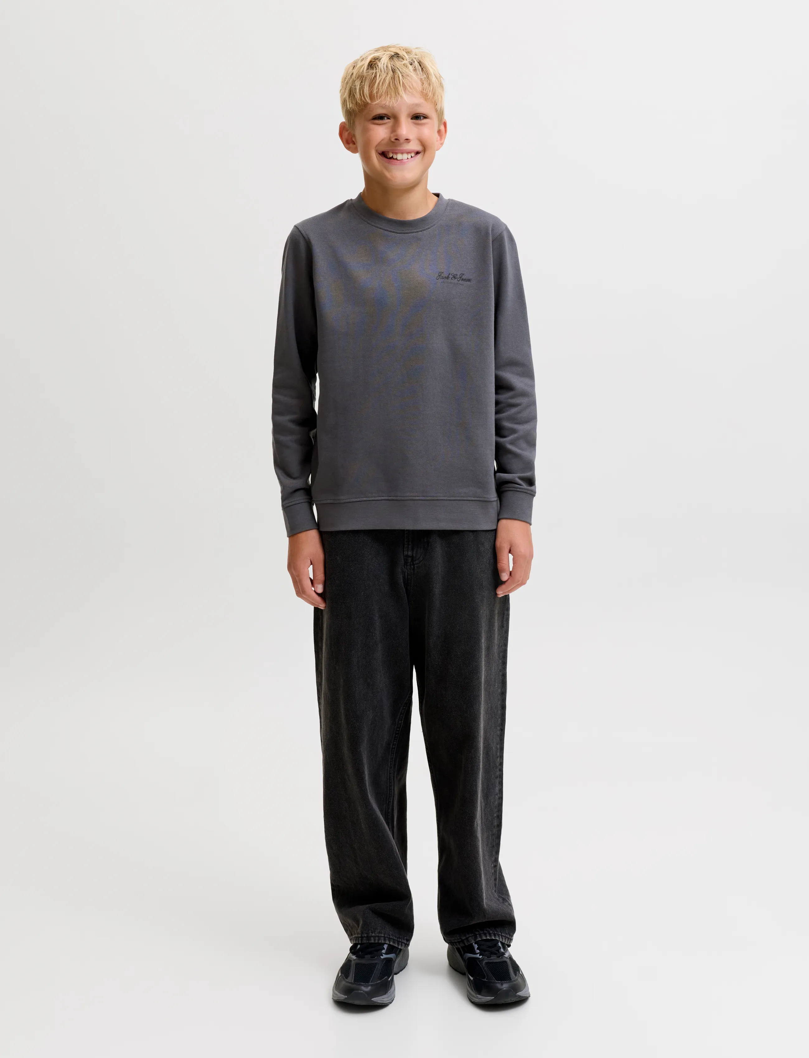 Jack & Jones - JJEARCHIVE GRAPHIC SWEAT CN SN JNR - sweatshirts - asphalt - 3