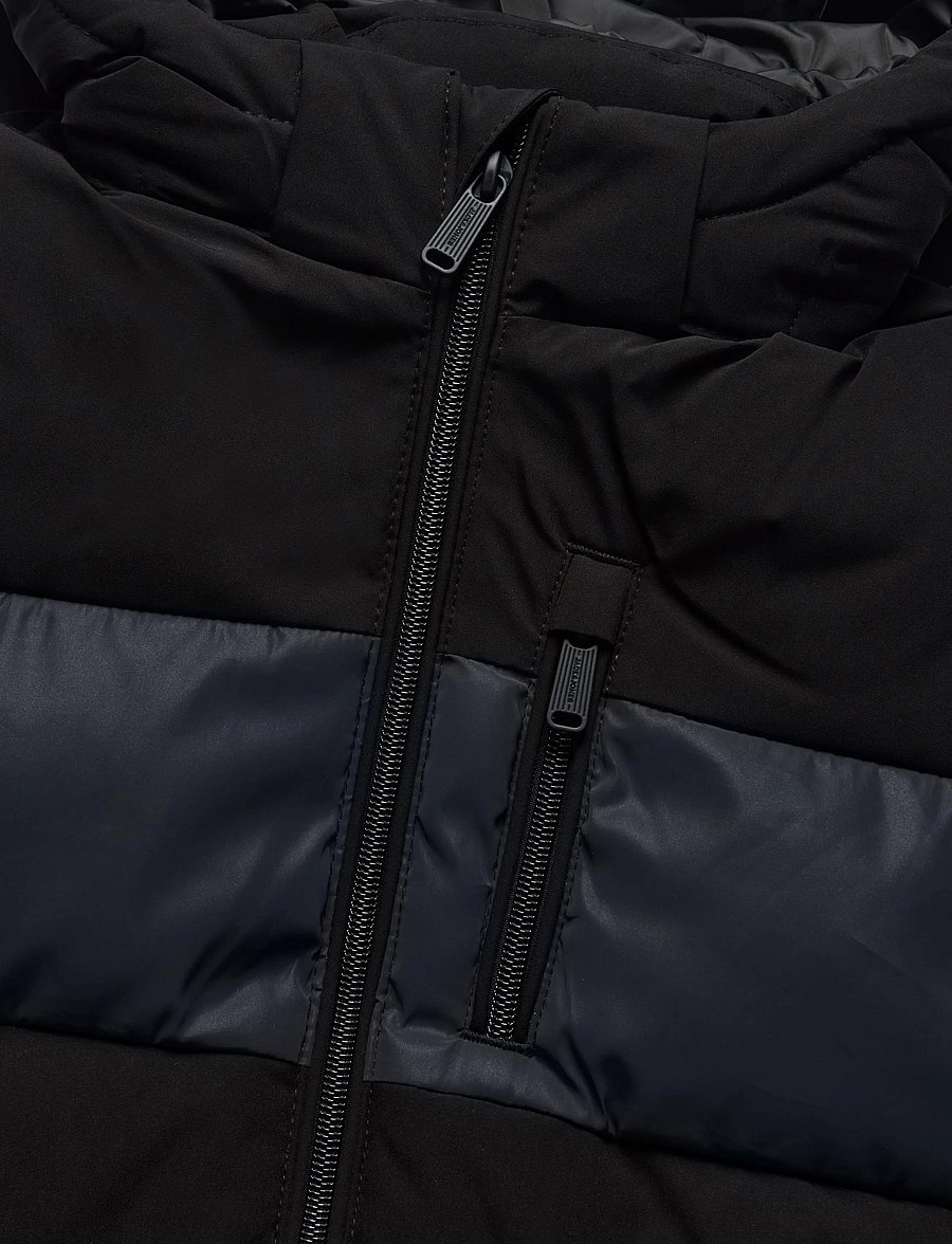 Jack & Jones - JJEBECKS REFLECTIVE PUFFER JNR - termojakker - black - 2