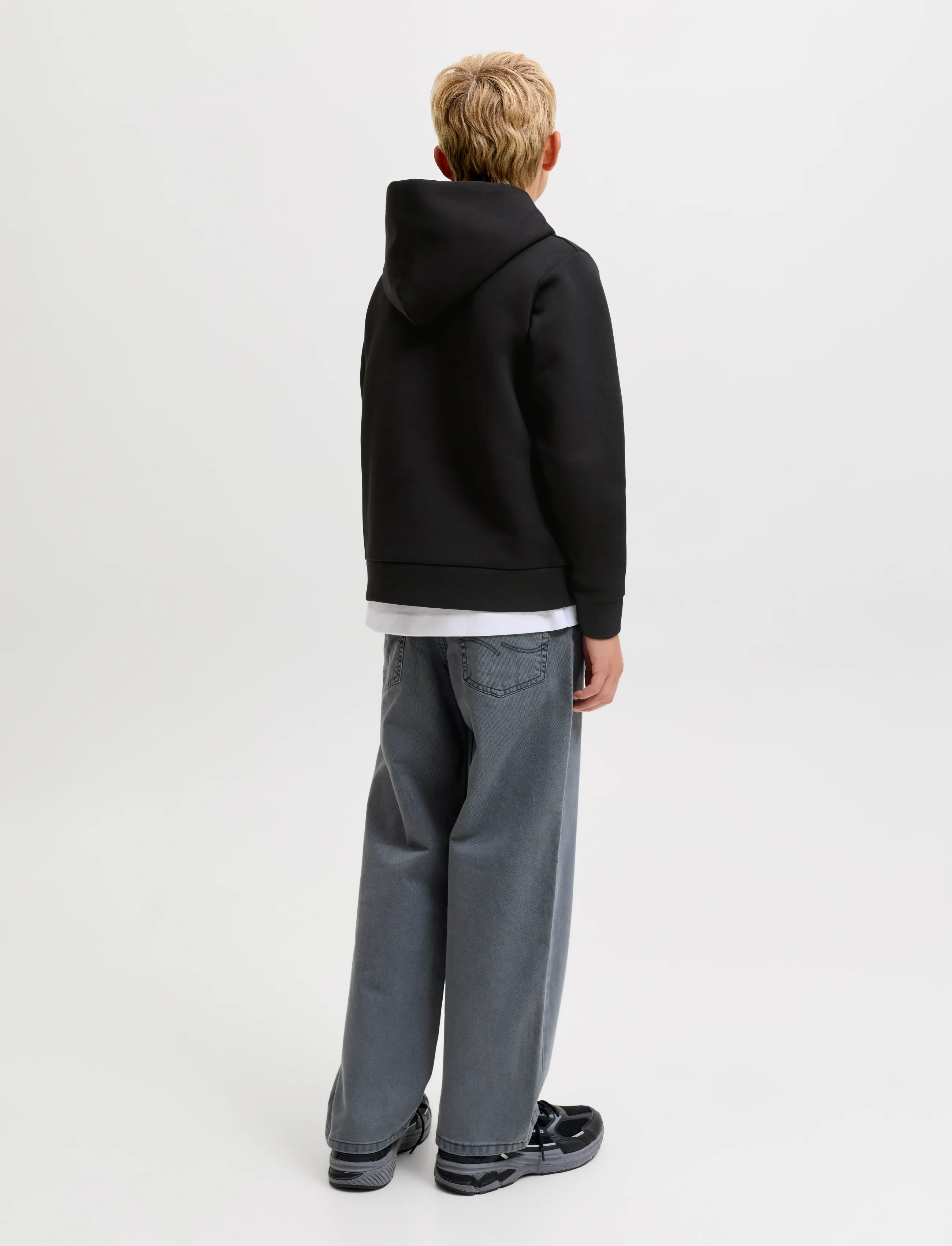 Jack & Jones - JJEBARRON SWEAT HOOD NOOS JNR - kapuutsiga pusad - black - 2