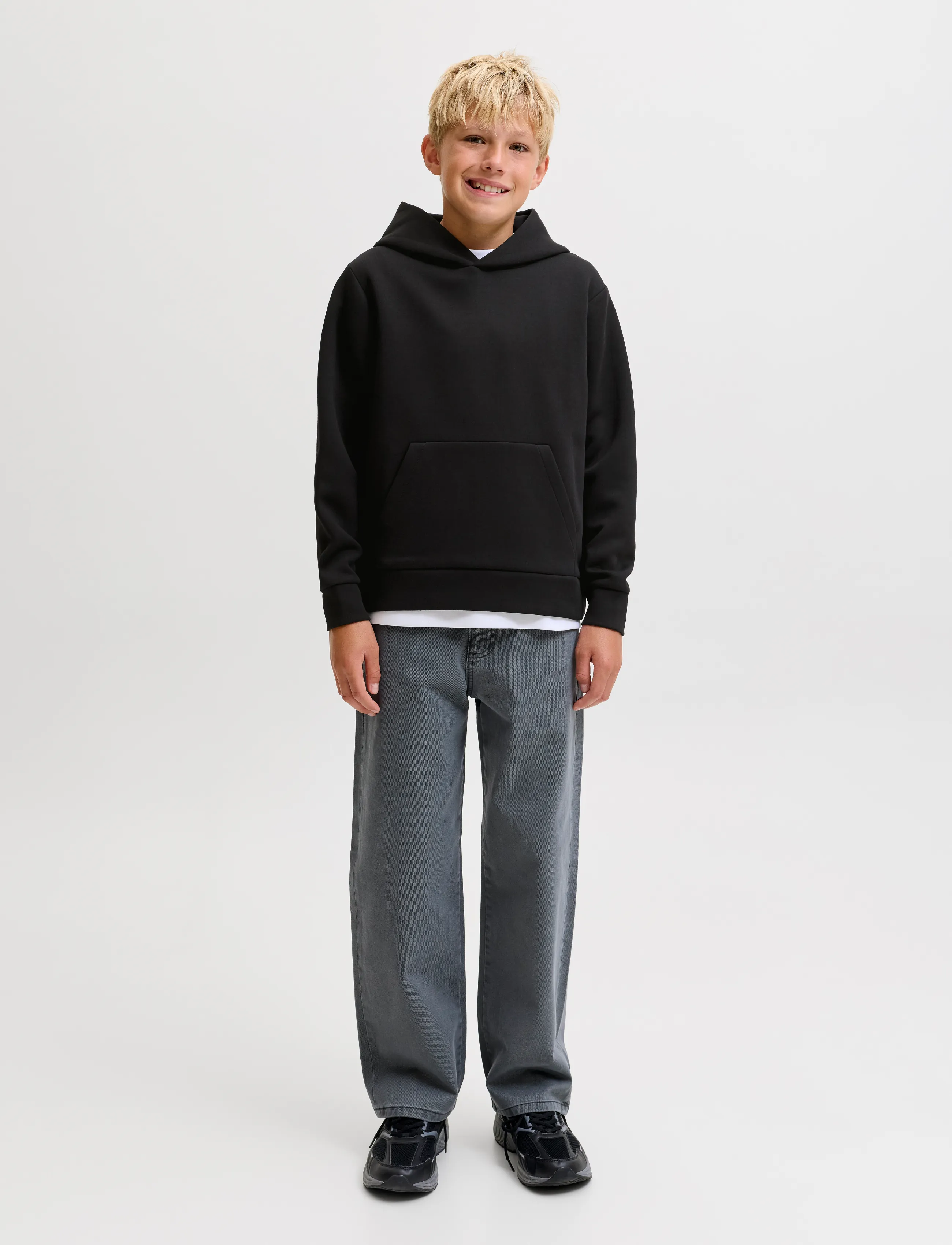 Jack & Jones - JJEBARRON SWEAT HOOD NOOS JNR - kapuutsiga pusad - black - 3
