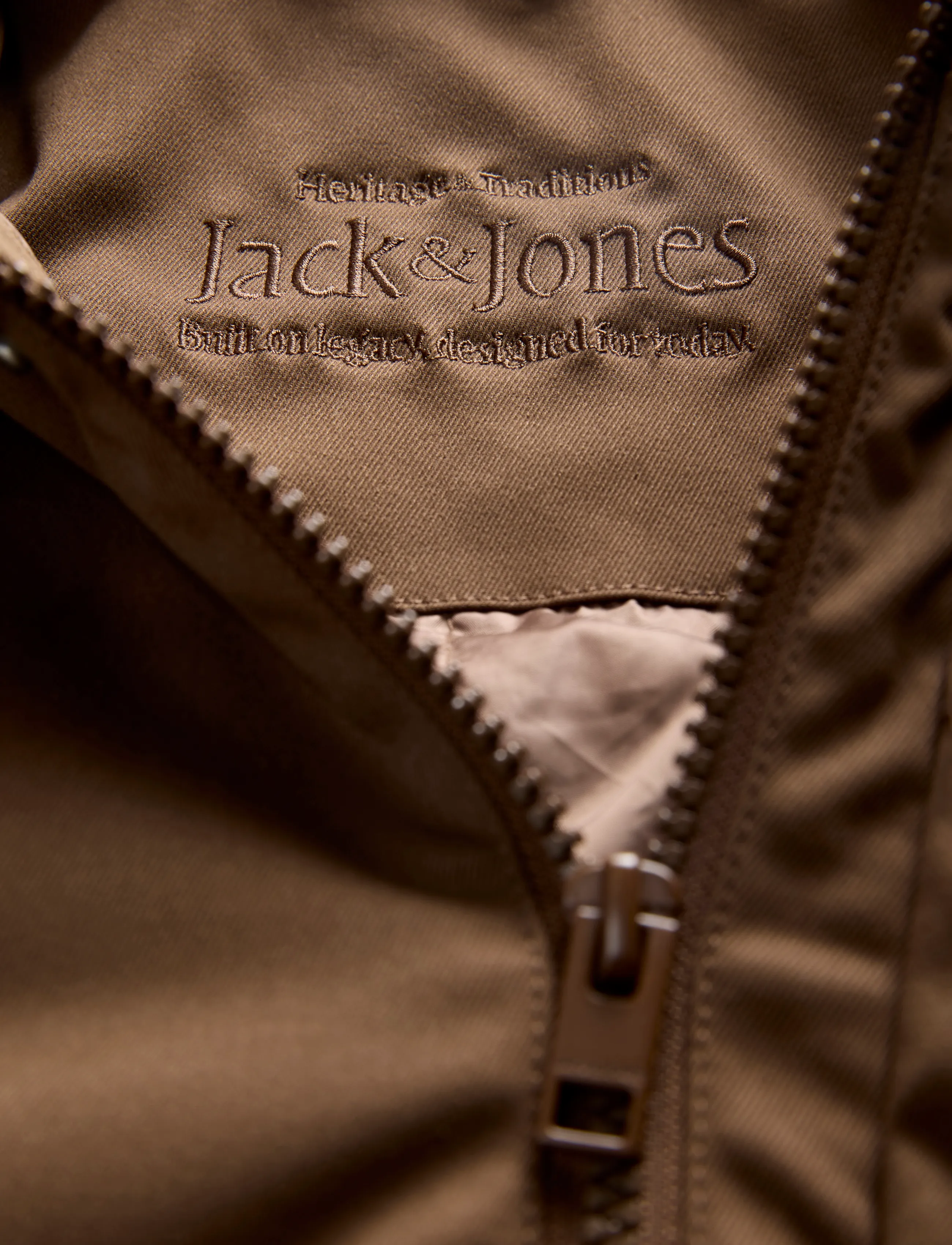 Jack & Jones - JJEWOLF PARKA JACKET SN JNR - daunen- und steppjacken - cocoa - 3