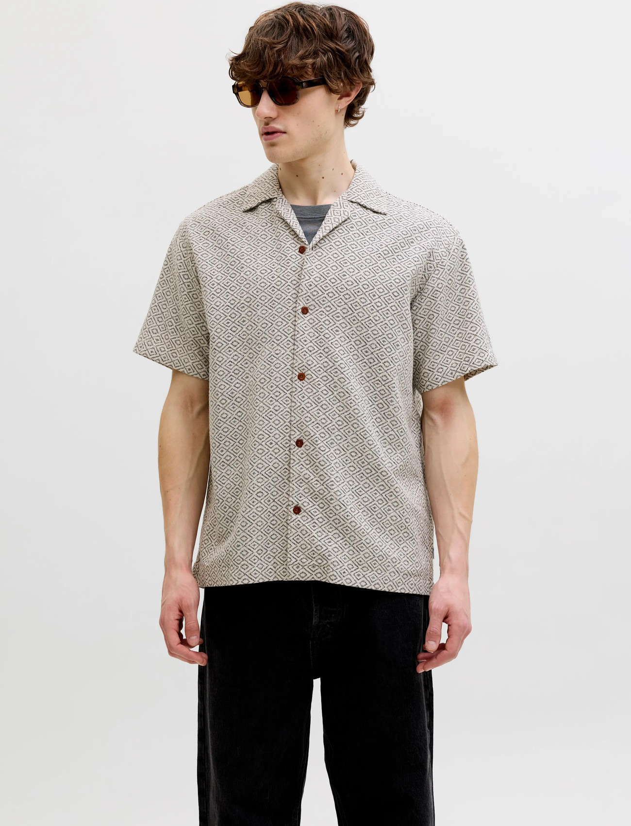 Jack & Jones Jprbluwinson Print Dobby S/S Shirt Ln - Cream - XS 1