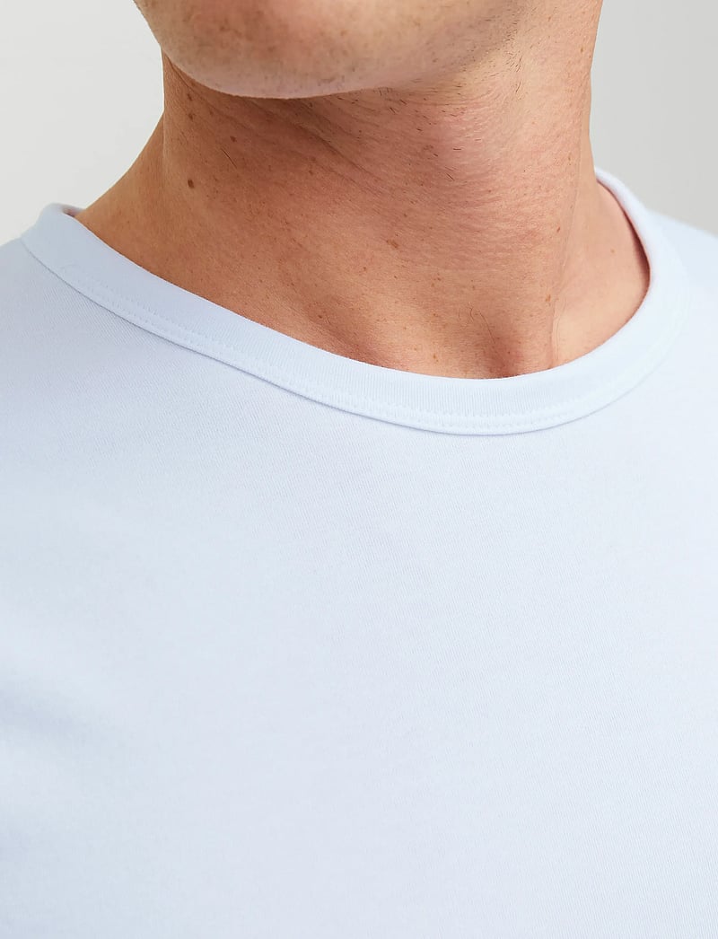 Jack & Jones - JJEBASIC O-NECK TEE L/S NOOS - långärmade t-shirts - opt white - 4