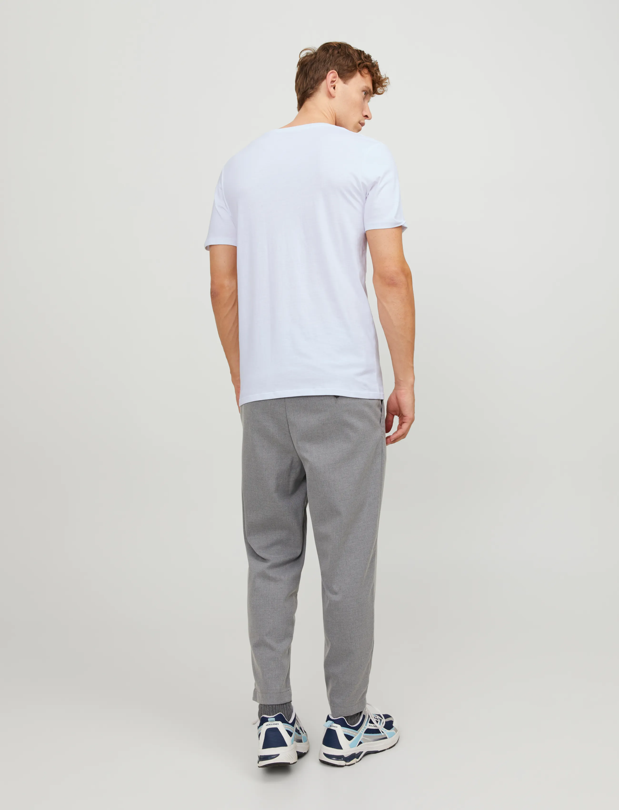 Jack & Jones - JACBASIC V-NECK TEE SS 2 PACK NOOS - white - 3