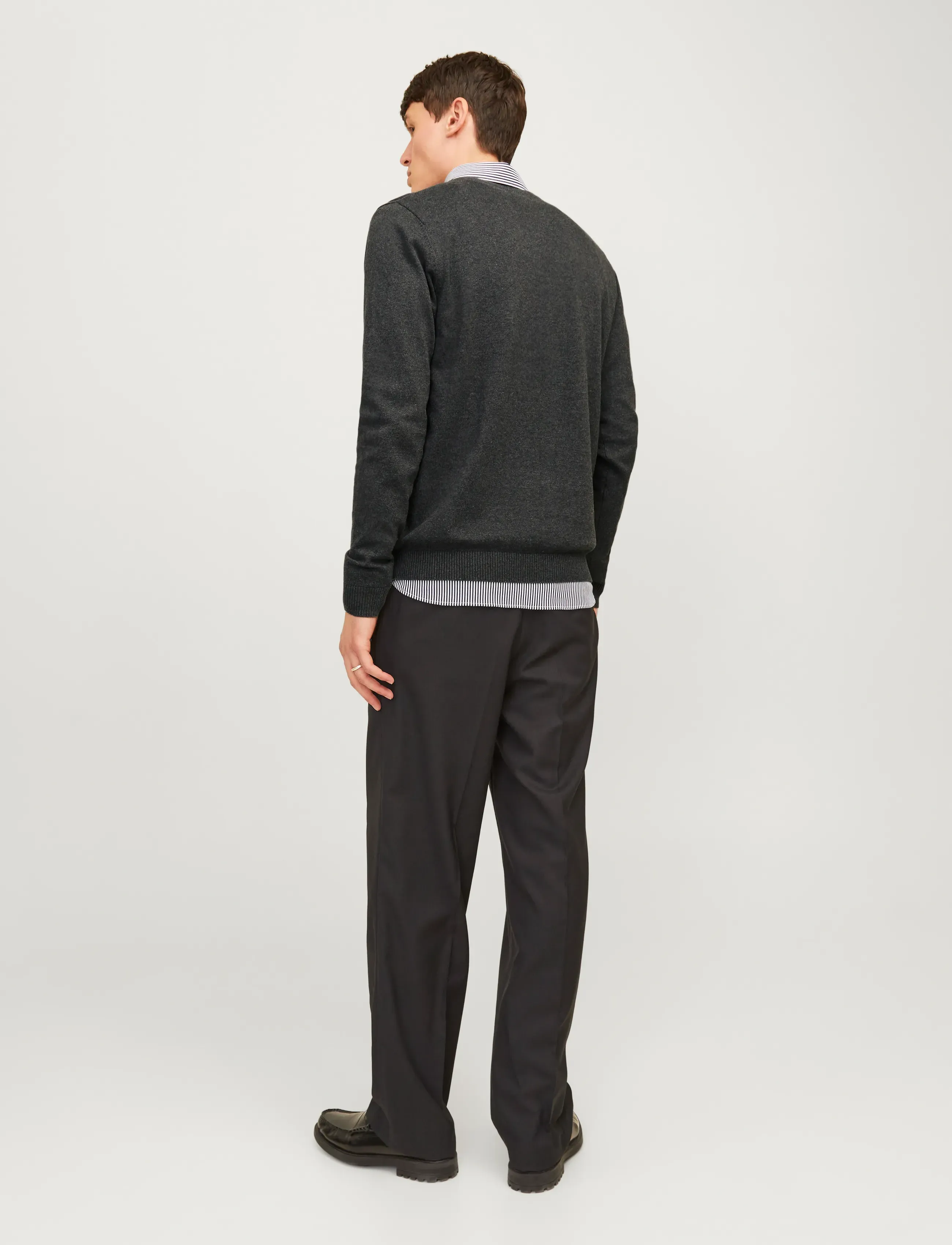 Jack & Jones - JJEBASIC KNIT V-NECK NOOS - v-necks - dark grey melange - 3