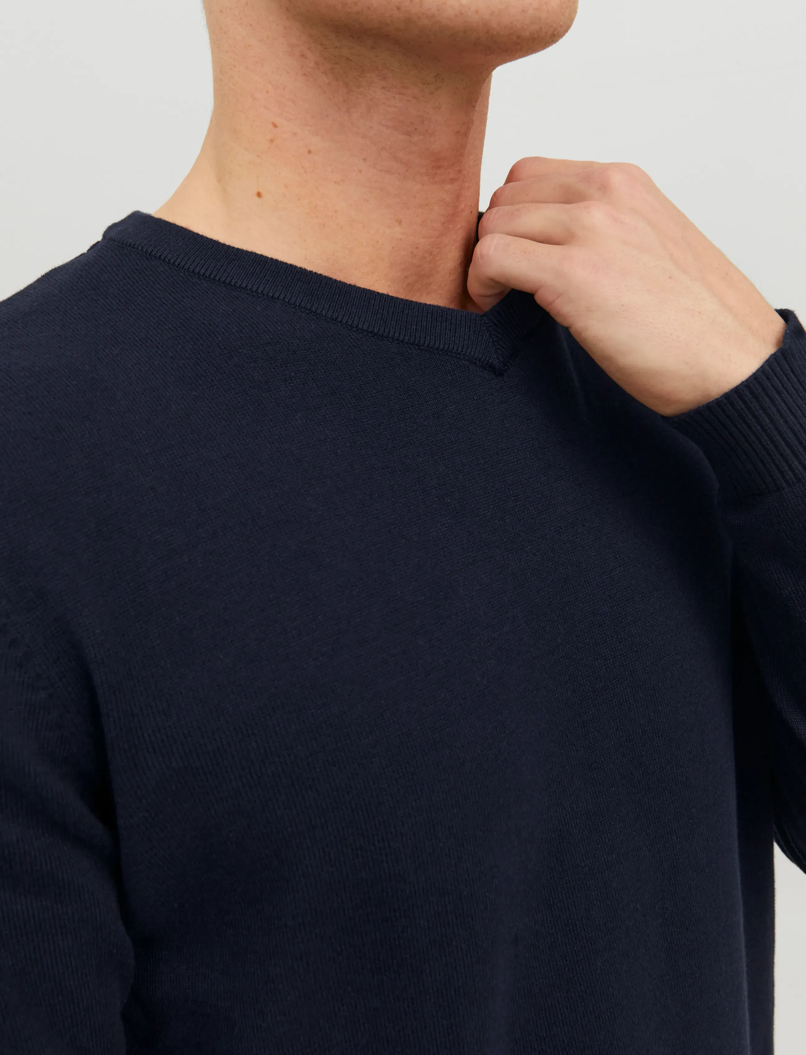 Jack & Jones - JJEBASIC KNIT V-NECK NOOS - v-kaelusega kudumid - navy blazer - 5