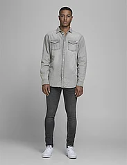 Jack & Jones - JJESHERIDAN SHIRT L/S NOOS - jeansskjortor - light grey denim - 6