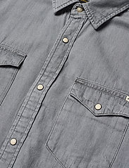 Jack & Jones - JJESHERIDAN SHIRT L/S NOOS - jeansskjortor - light grey denim - 3