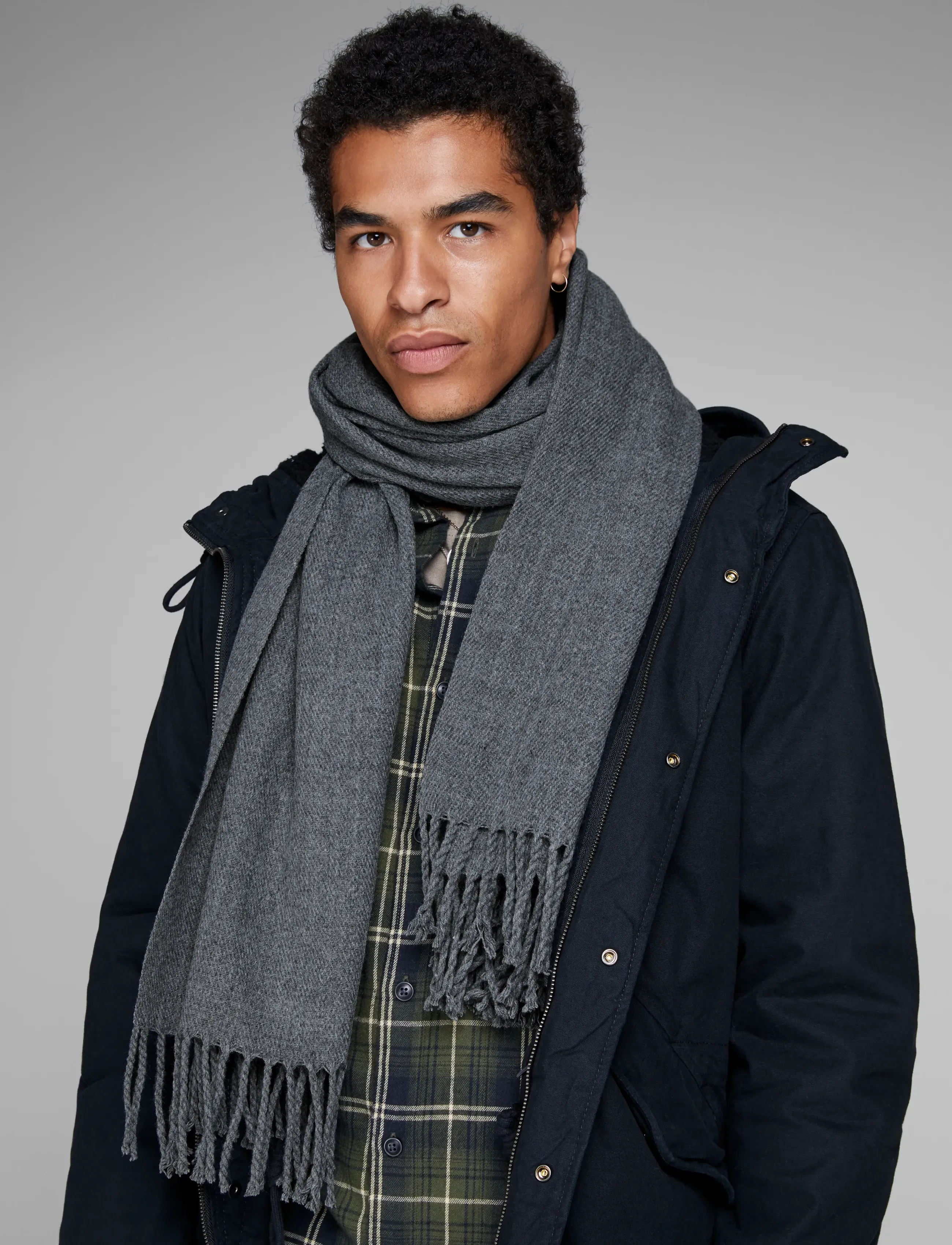 Jack & Jones JACSOLID WOVEN SCARF SN - Kollektioner - GREY MELANGE / grey