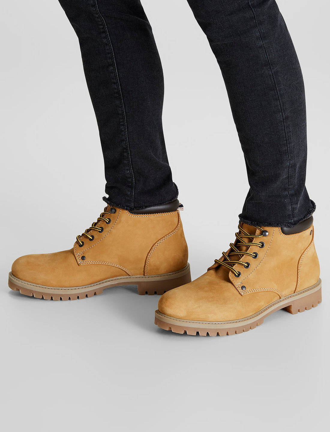 Jack and jones stoke nubuck boots best sale