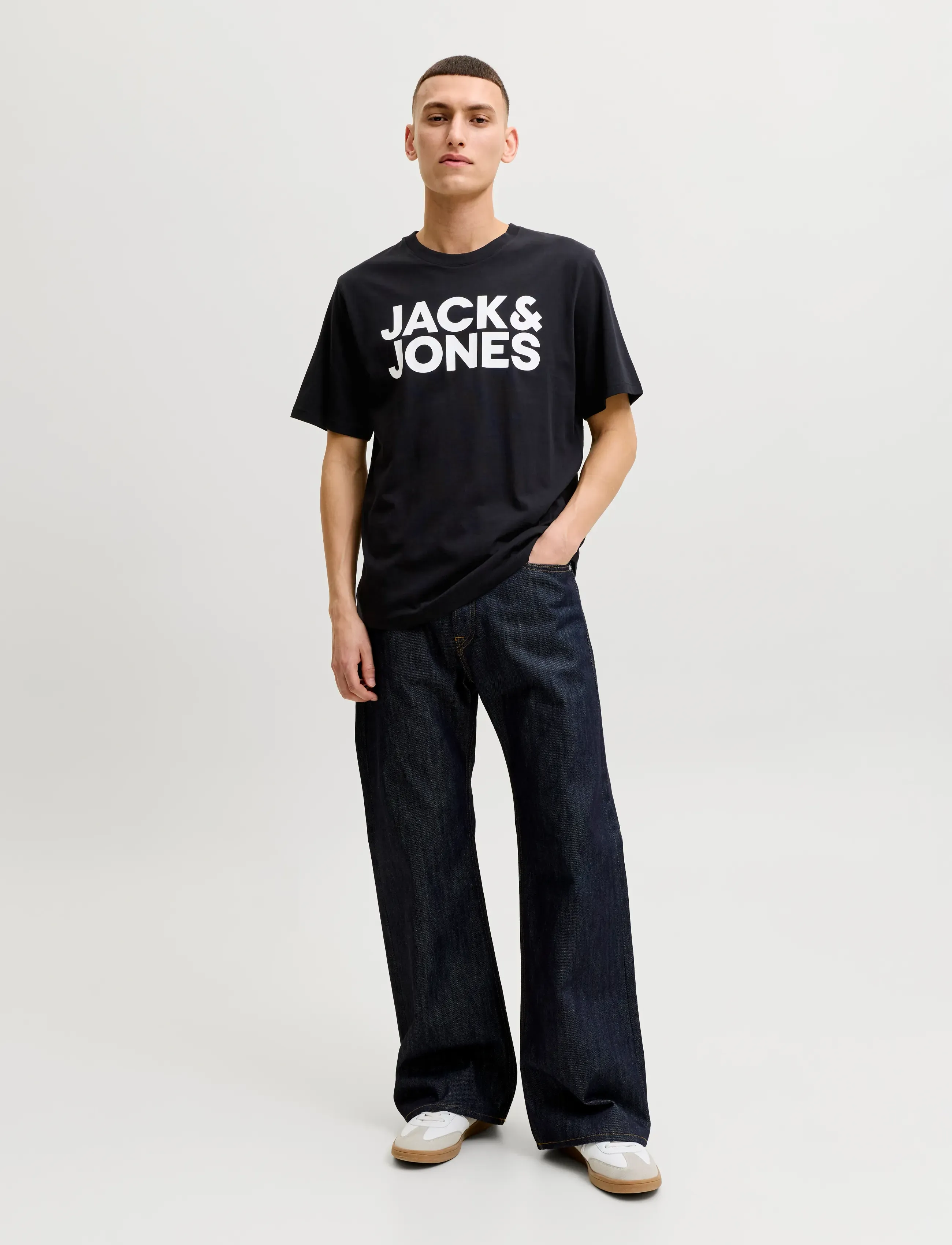 Jack & Jones - JJECORP LOGO TEE SS O-NECK NOOS - marškinėliai trumpomis rankovėmis - black - 4