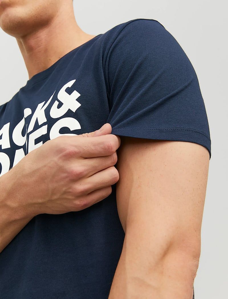 Jack & Jones - JJECORP LOGO TEE SS O-NECK NOOS - lühikeste varrukatega t-särgid - navy blazer - 4