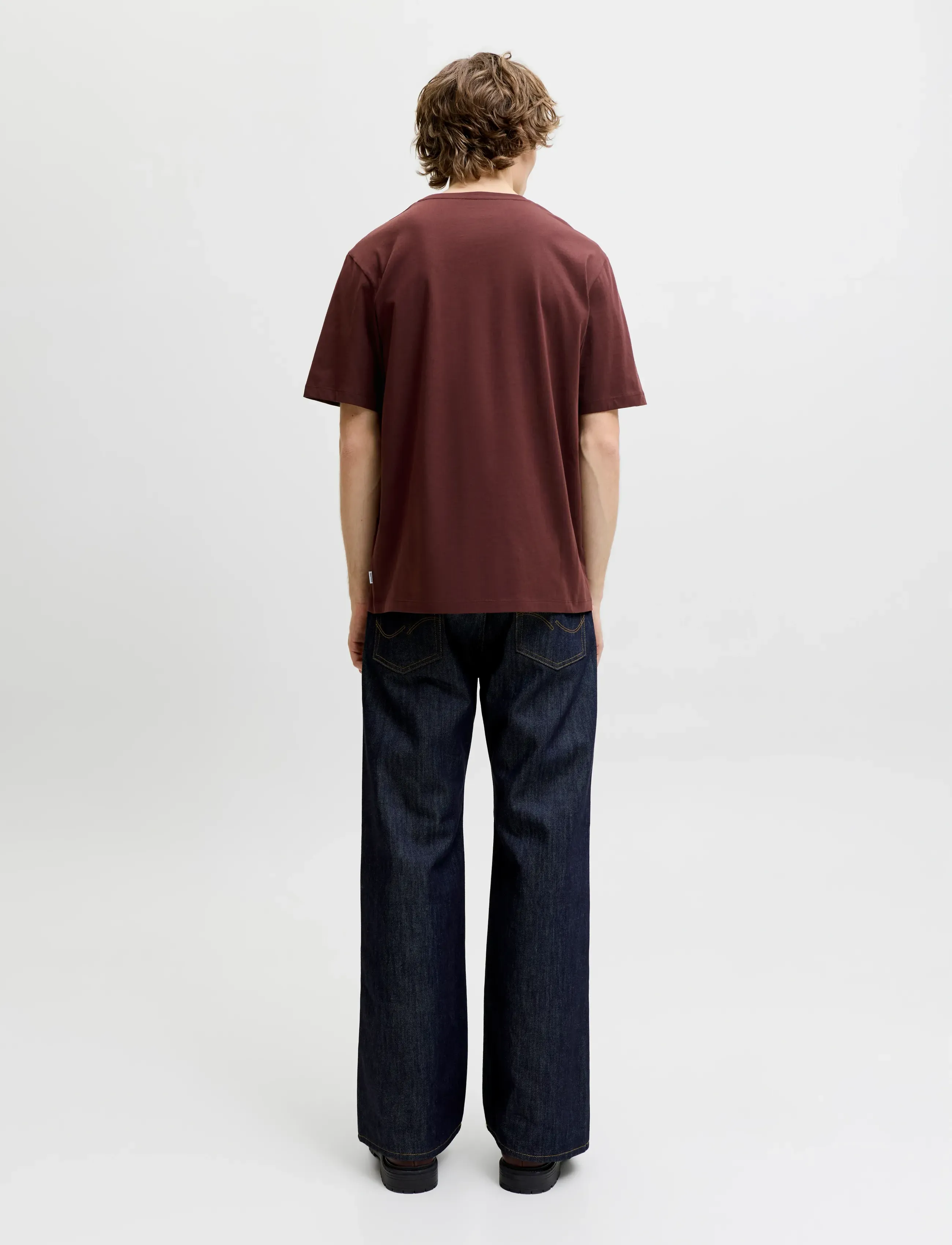 Jack & Jones - JJEORGANIC BASIC TEE SS O-NECK NOOS - lühikeste varrukatega t-särgid - bitter chocolate - 2
