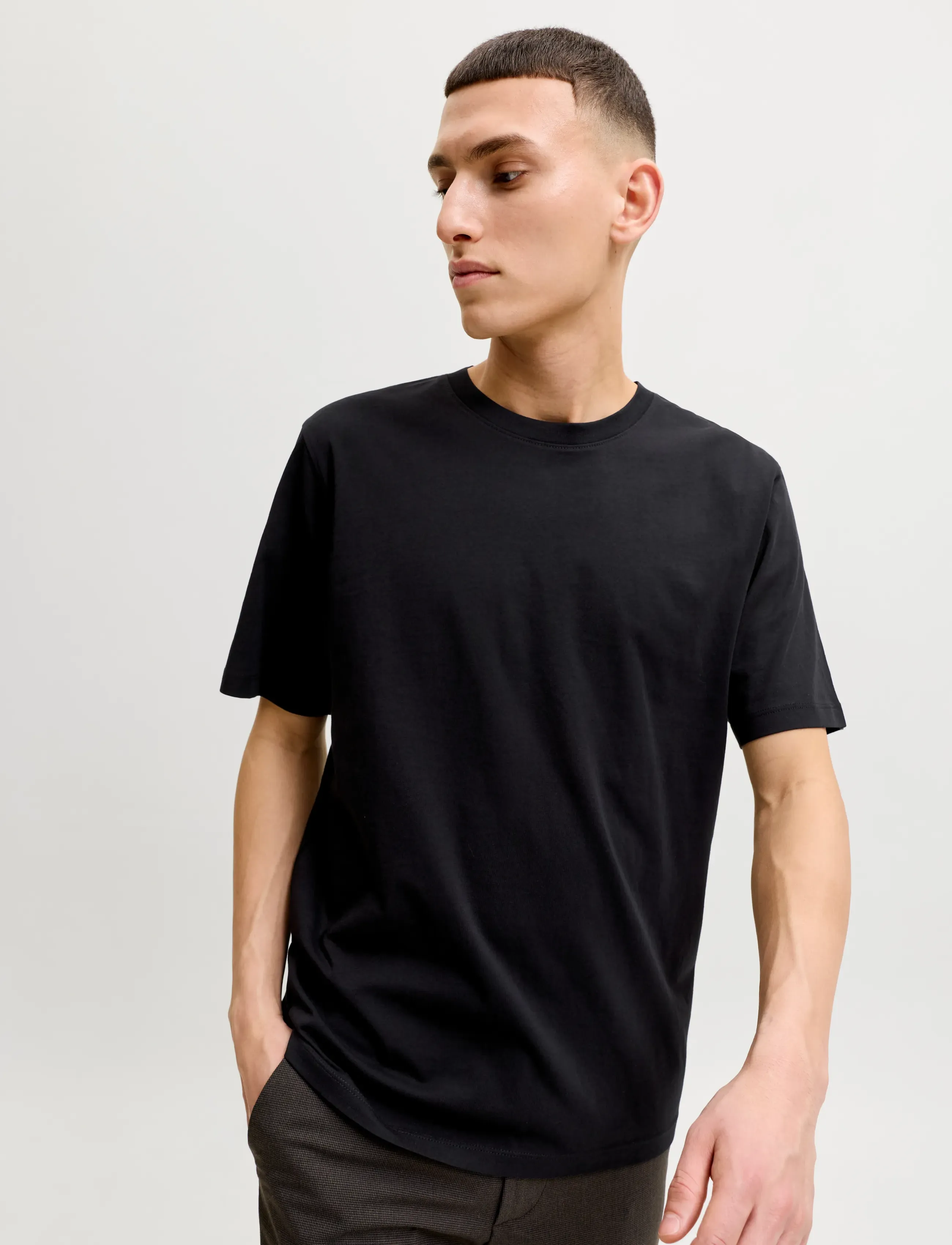 JACK & JONES Jjeorganic Basic Tee Ss O-Neck Noos t-shirts - bas herr – bild 5