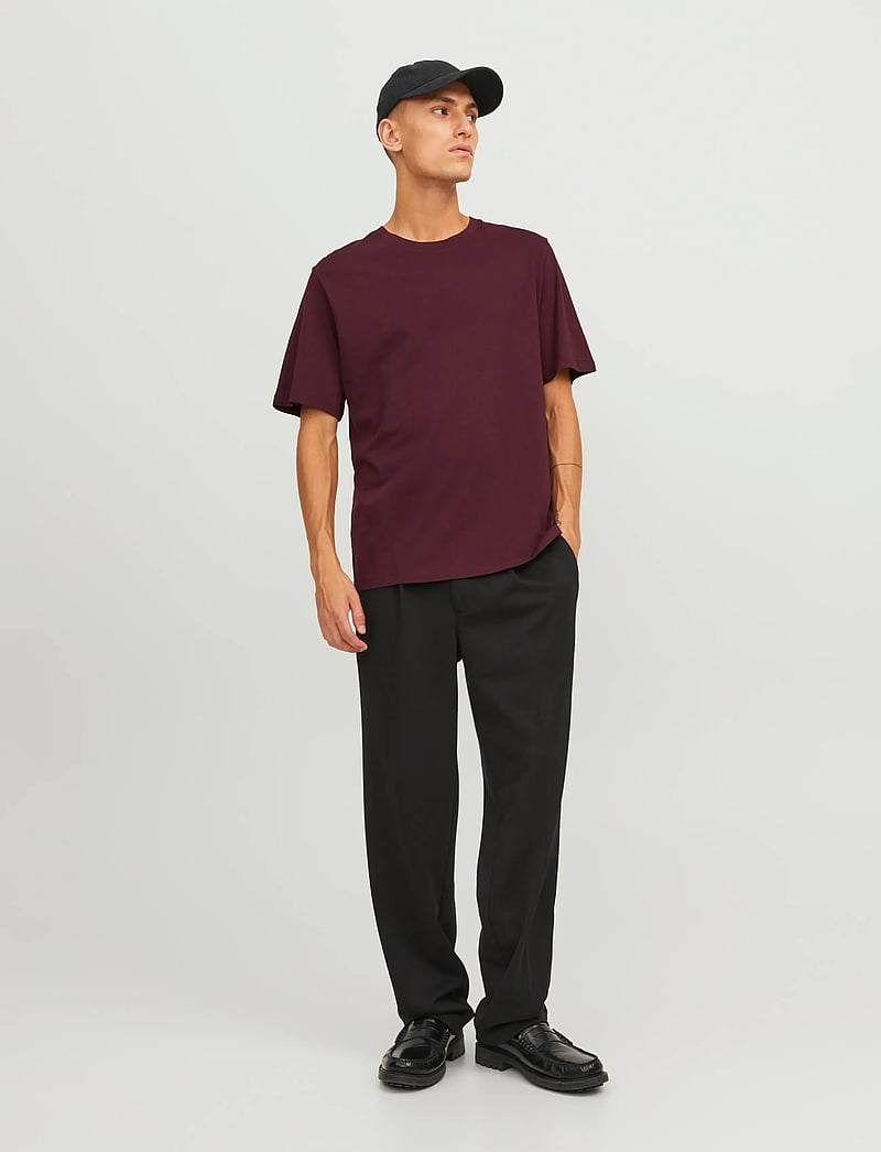 Jack & Jones - JJEORGANIC BASIC TEE SS O-NECK NOOS - kortærmede t-shirts - port royale - 4