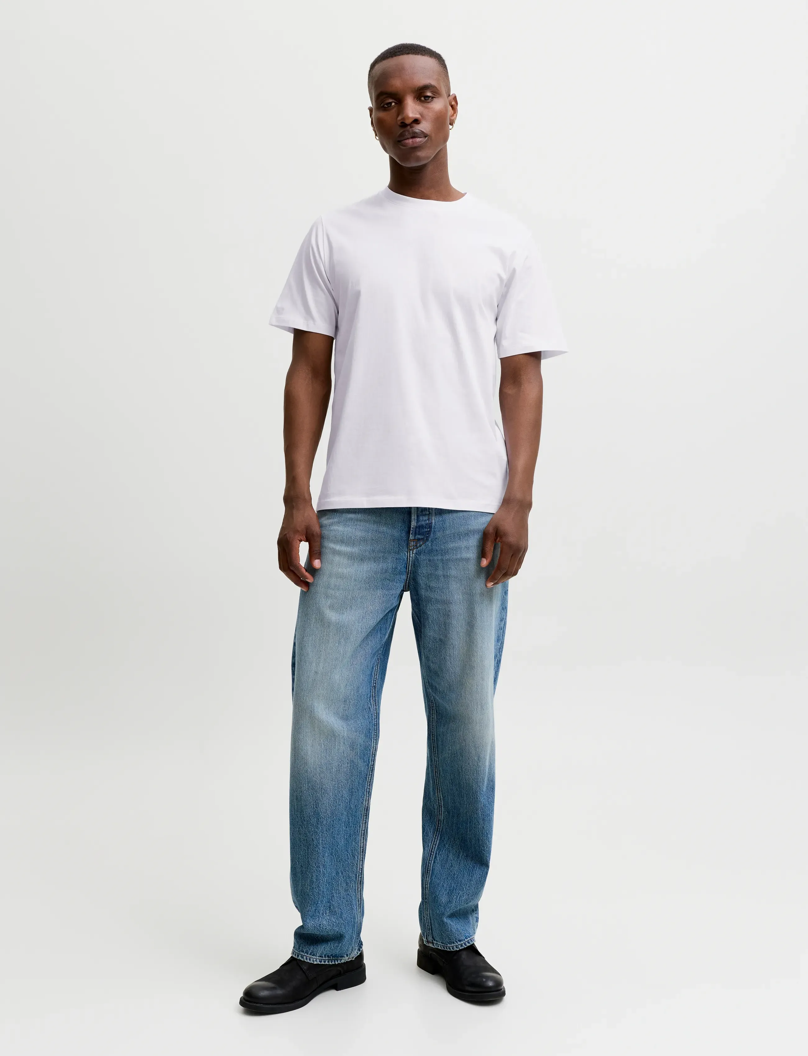Jack & Jones - JJEORGANIC BASIC TEE SS O-NECK NOOS - short-sleeved t-shirts - white - 4