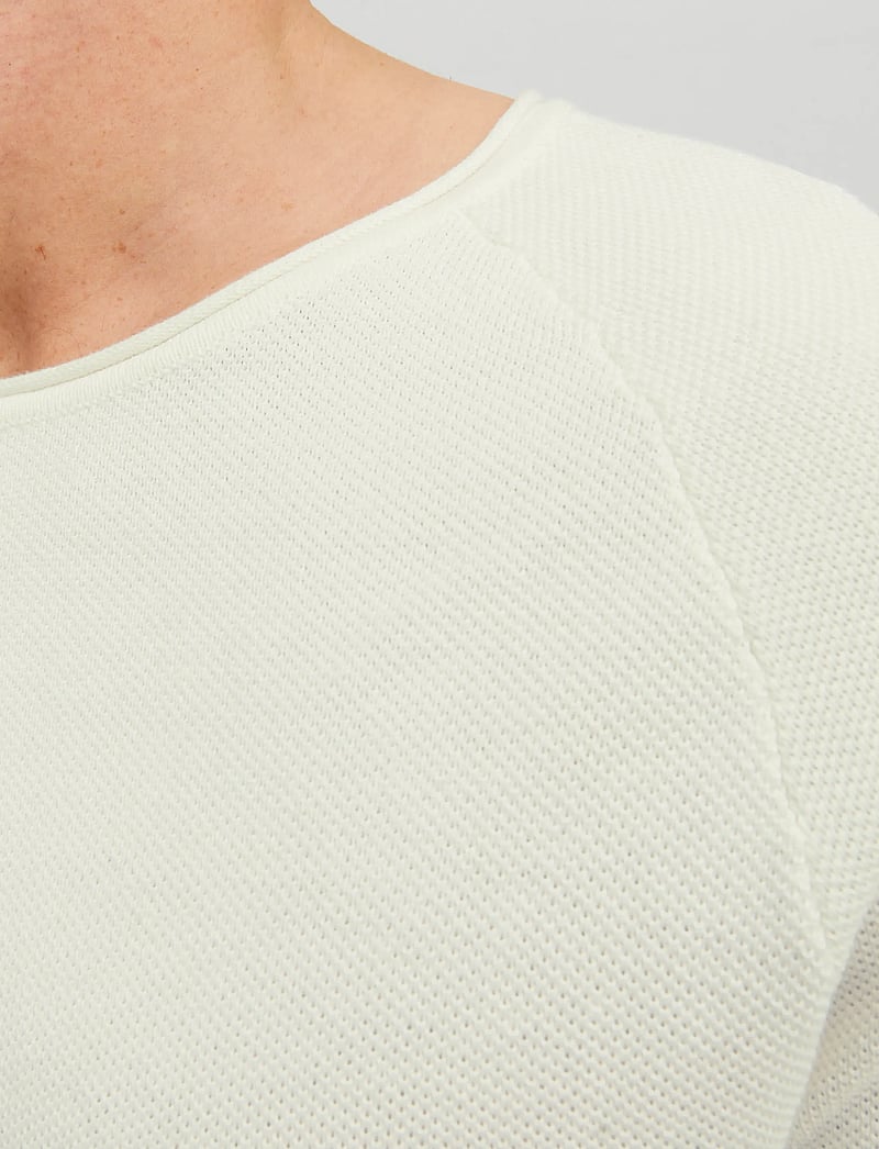 Jack & Jones - JJEHILL KNIT CREW NECK NOOS - Ümmarguse kaelusega kudumid - cloud dancer - 4