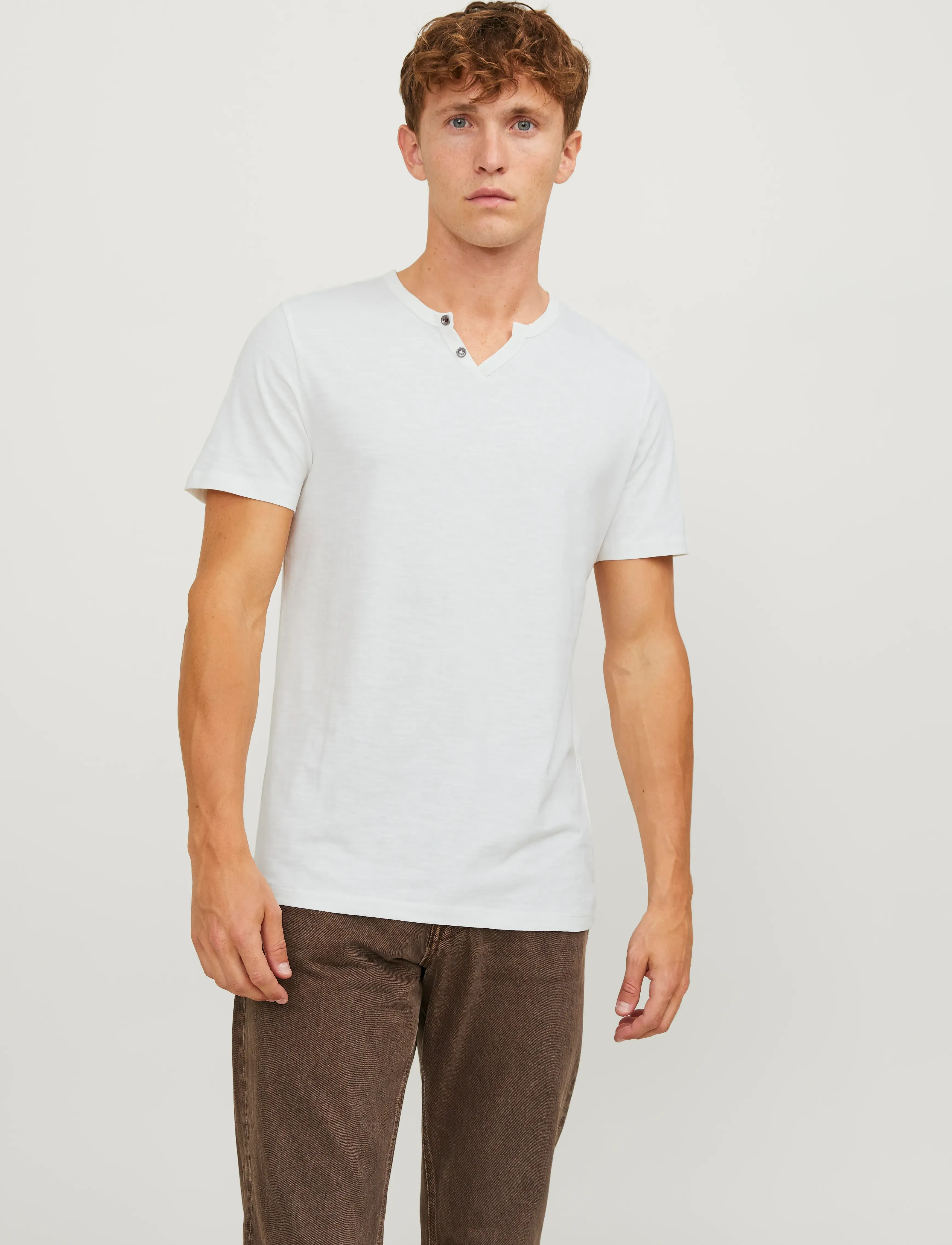 Jack & Jones - JJESPLIT NECK TEE SS NOOS - najniższe ceny - cloud dancer - 5