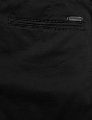 Jack & Jones - JPSTBOWIE JJSHORTS SOLID SN - chino shorts - black - 10
