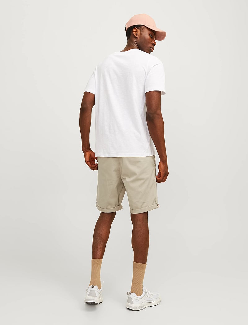 Jack & Jones - JPSTBOWIE SHORTS SOLID REG SN - chino lühikesed püksid - crockery - 3