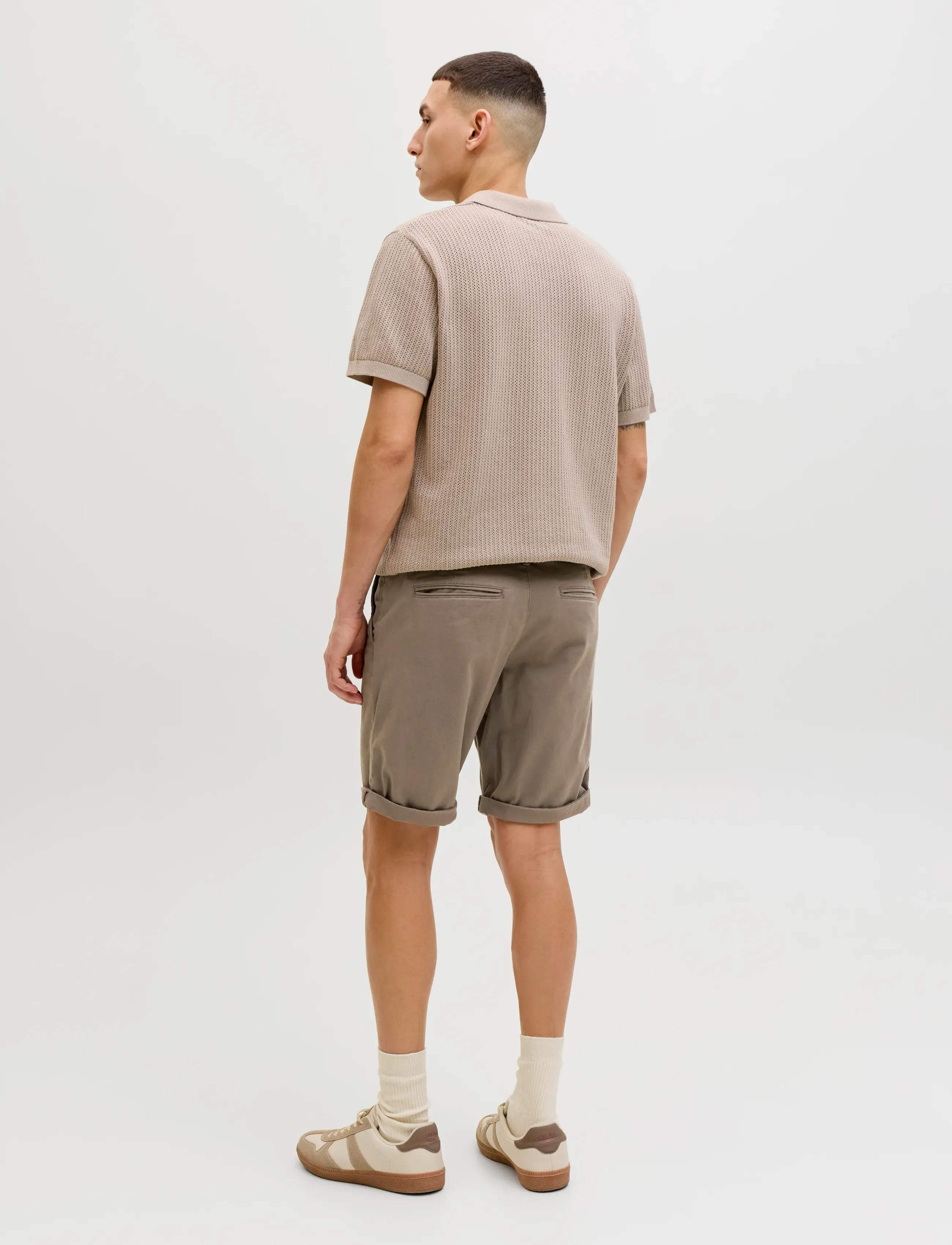 Jack & Jones - JPSTBOWIE SHORTS SOLID REG SN - chinos shorts - falcon - 3