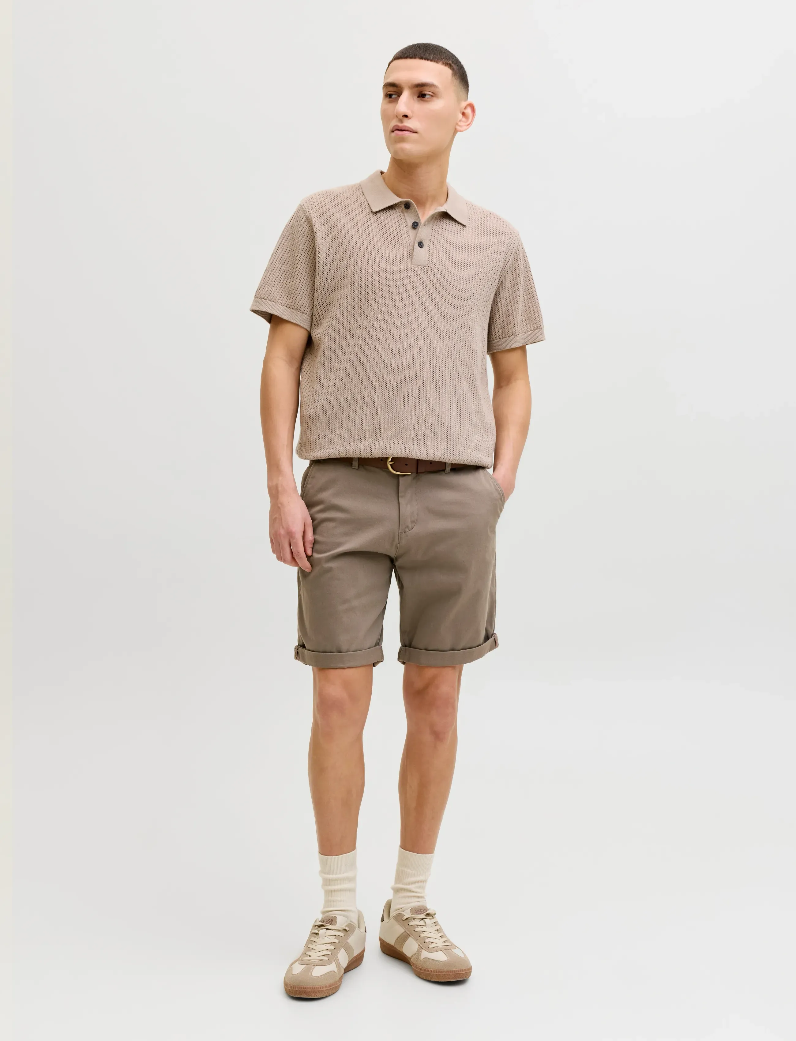 Jack & Jones - JPSTBOWIE SHORTS SOLID REG SN - chinos shorts - falcon - 4