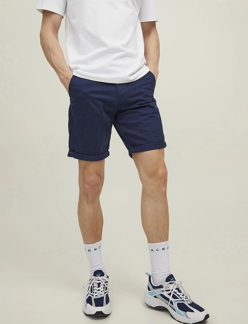 Jack & Jones - JPSTBOWIE JJSHORTS SOLID SN - chinos shorts - navy blazer - 0