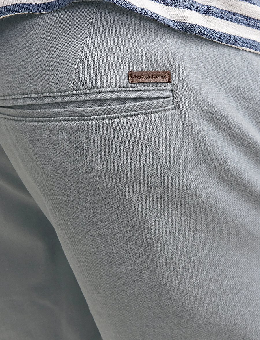 Jack & Jones - JPSTBOWIE SHORTS SOLID REG SN - chinos shorts - ultimate grey - 4