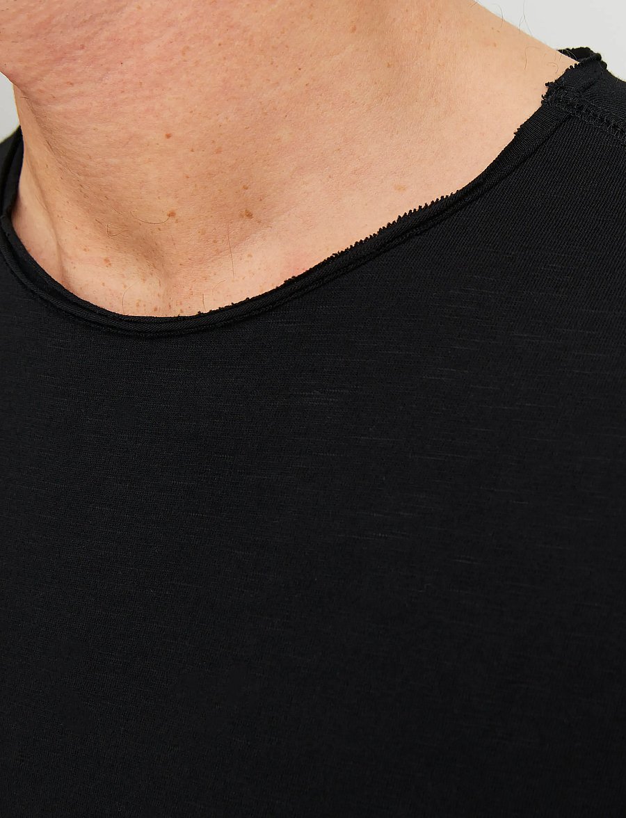 Jack & Jones - JJEBASHER TEE O-NECK SS NOOS - kurzärmelig - black - 4