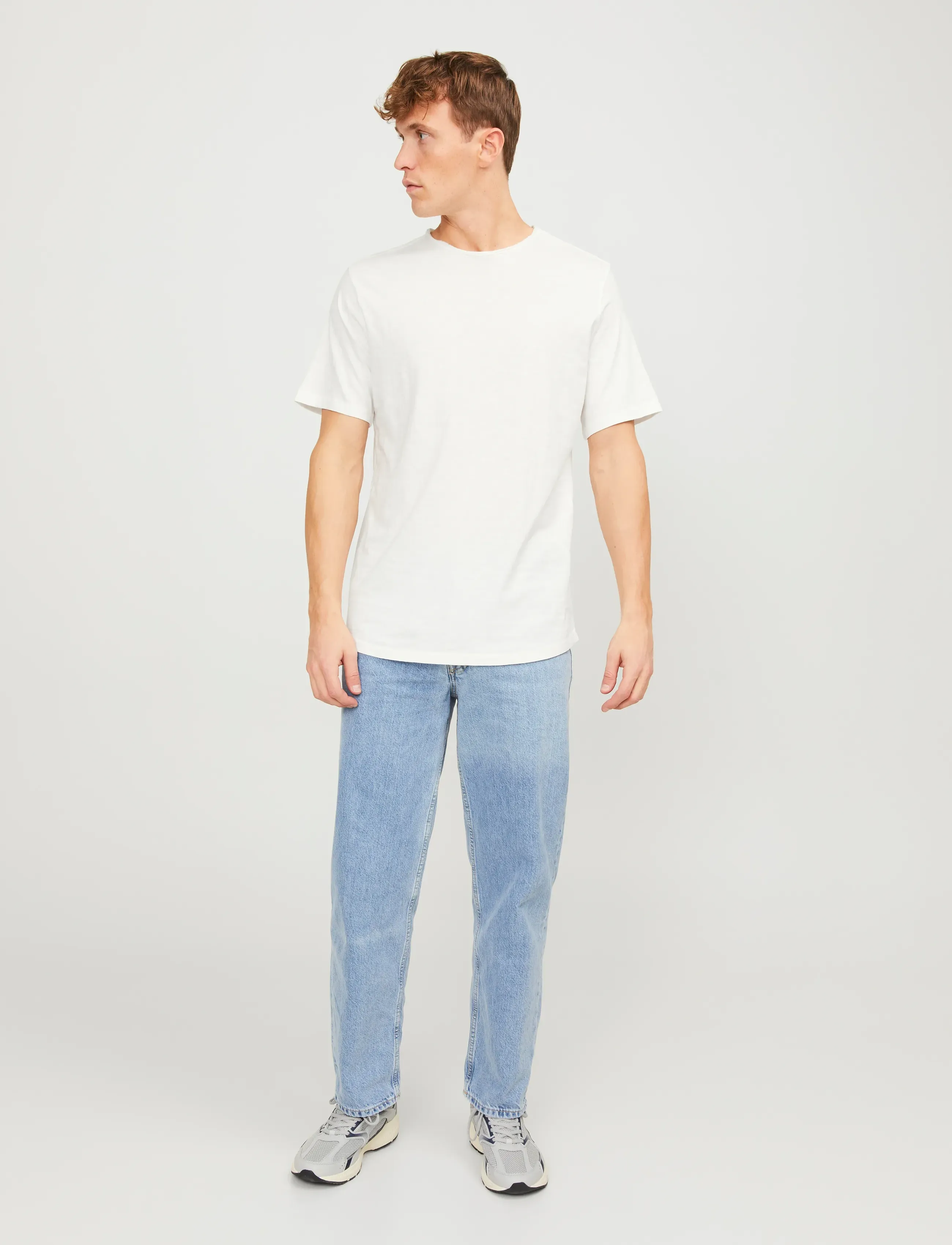 Jack & Jones - JJEBASHER TEE O-NECK SS NOOS - t-shirts à manches courtes - cloud dancer - 3