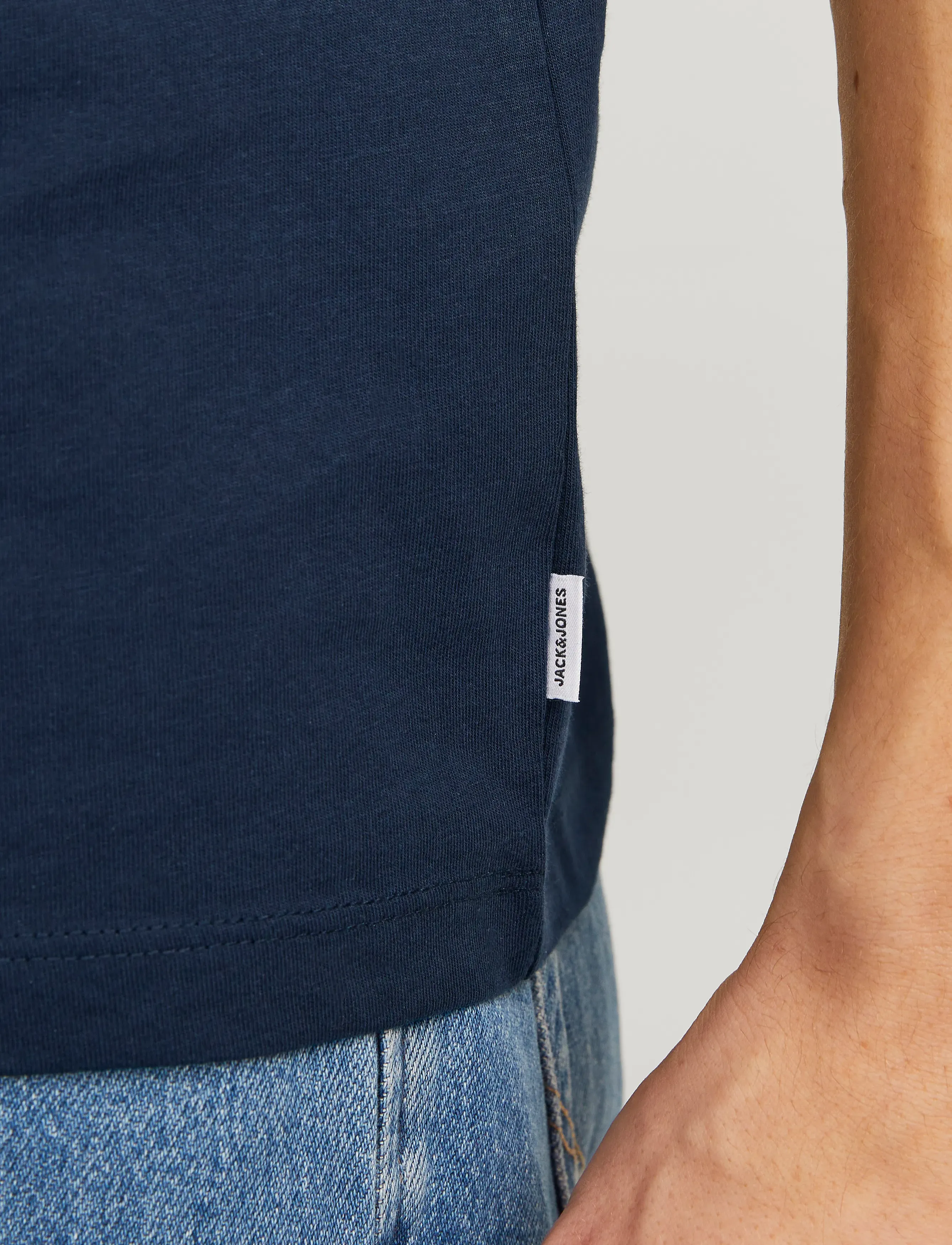 Jack & Jones - JJEORGANIC BASIC TEE SS O-NE 5PK MP NOOS - kortærmede t-shirts - black - 4
