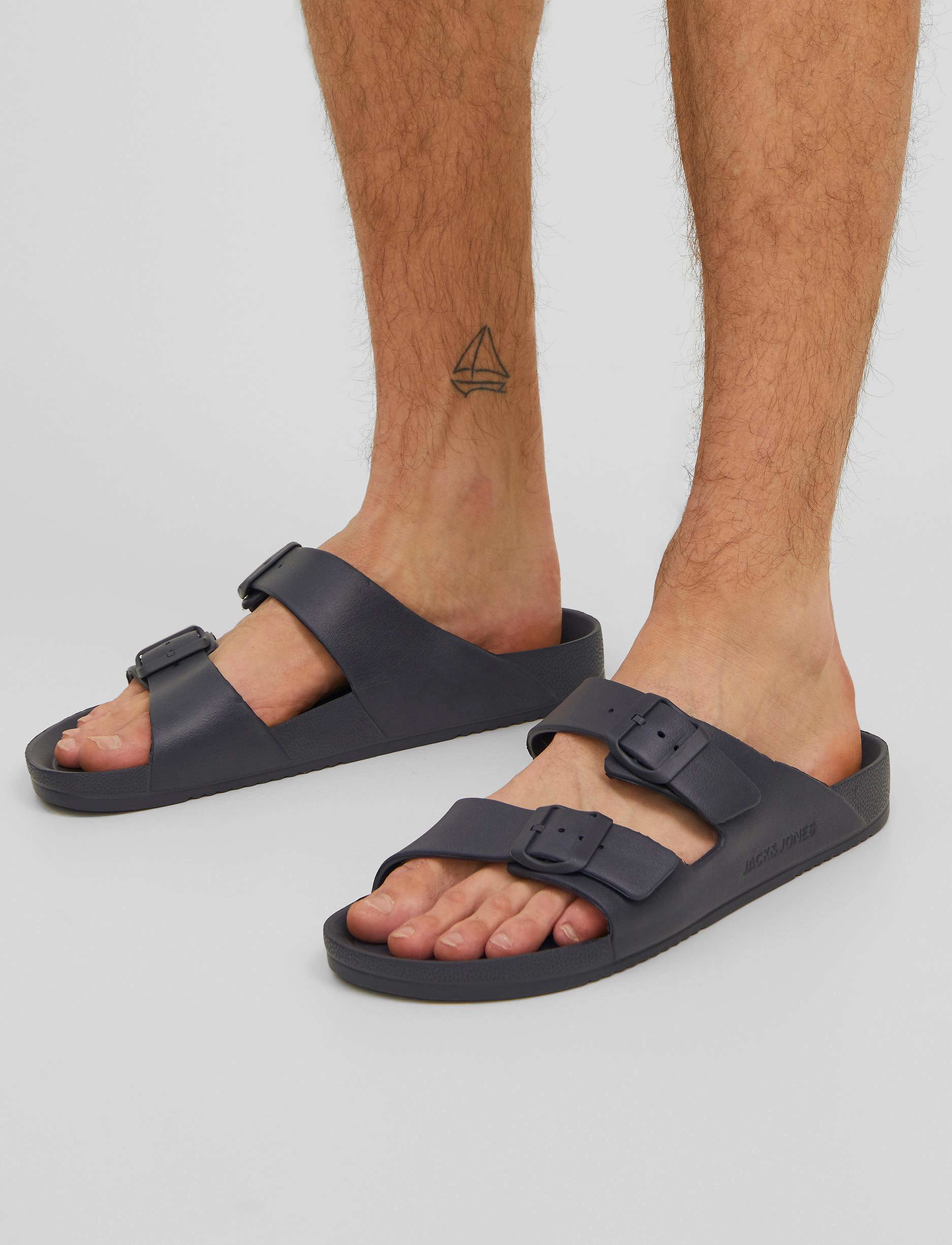 Jack & Jones JFWCROXTON MOULDED SANDAL NOOS - Looks for less - ANTHRACITE / black
