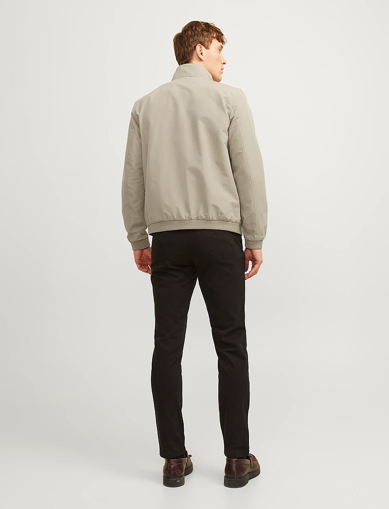 Jack & Jones - JJERUSH HARRINGTON BOMBER NOOS - efterårsjakker - crockery - 2