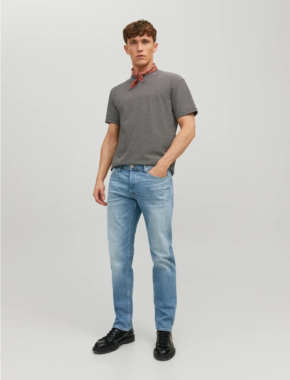 Jack & Jones - JJIMIKE JJORIGINAL JOS 011 NOOS - tapered jeans - blue denim - 0