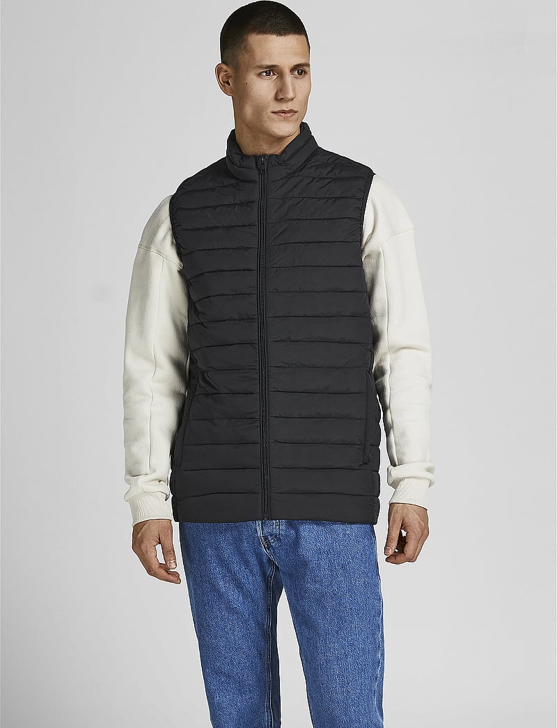 Jack & Jones - JJERECYCLE BODYWARMER NOOS - veste - black - 0