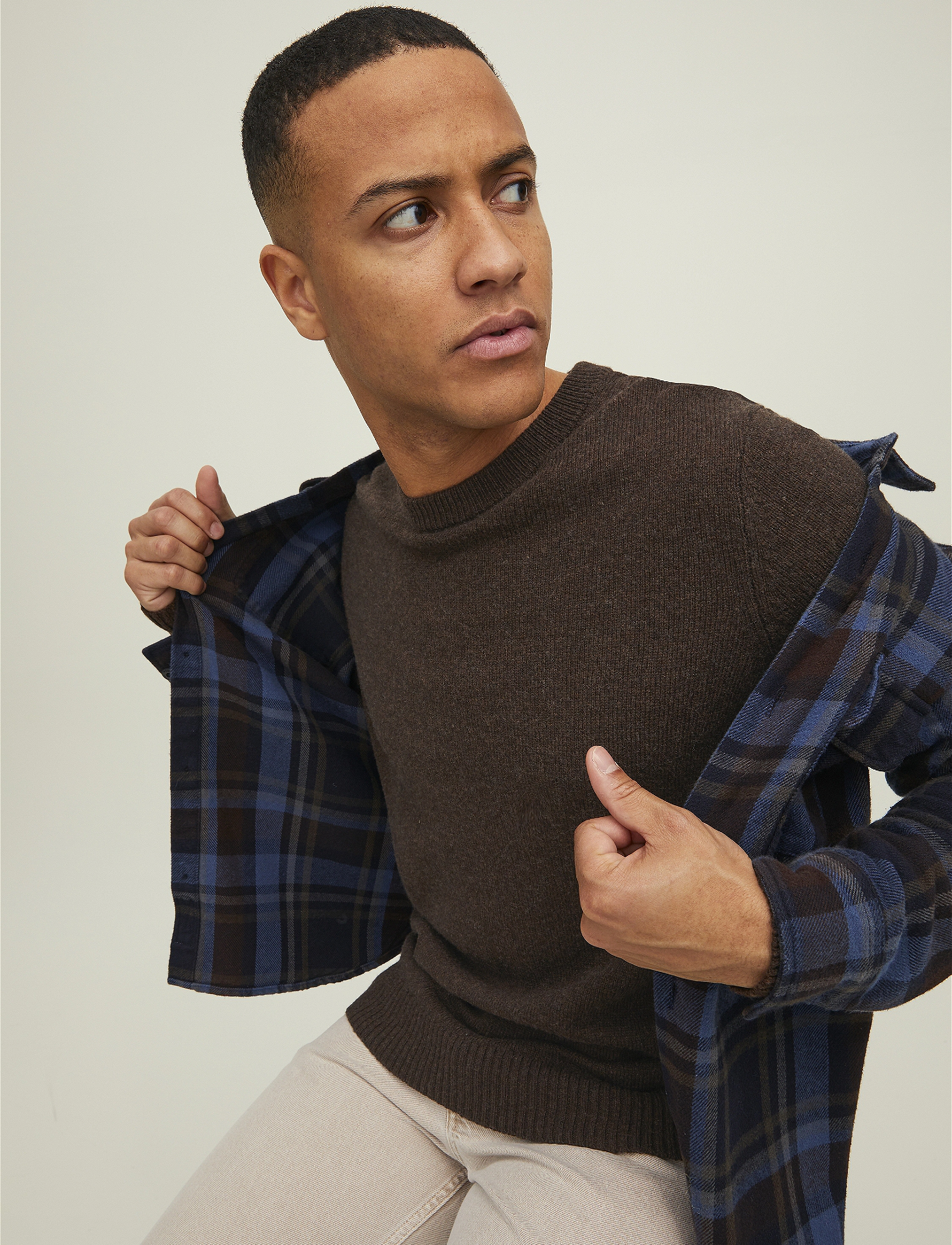Jack & Jones - JPRBLULAMBSWOOL KNIT CREW NECK - tavalised kudumid - java - 3