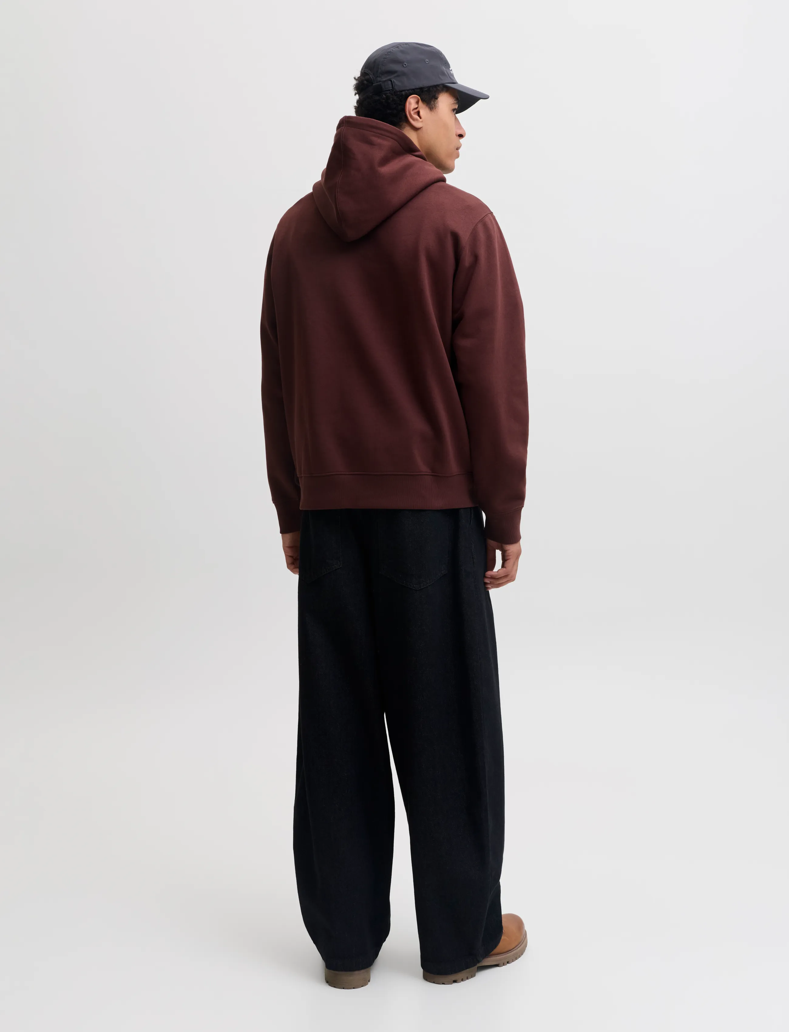 Jack & Jones - JJESTAR JJ SWEAT HOOD NOOS - hoodies - bitter chocolate - 2