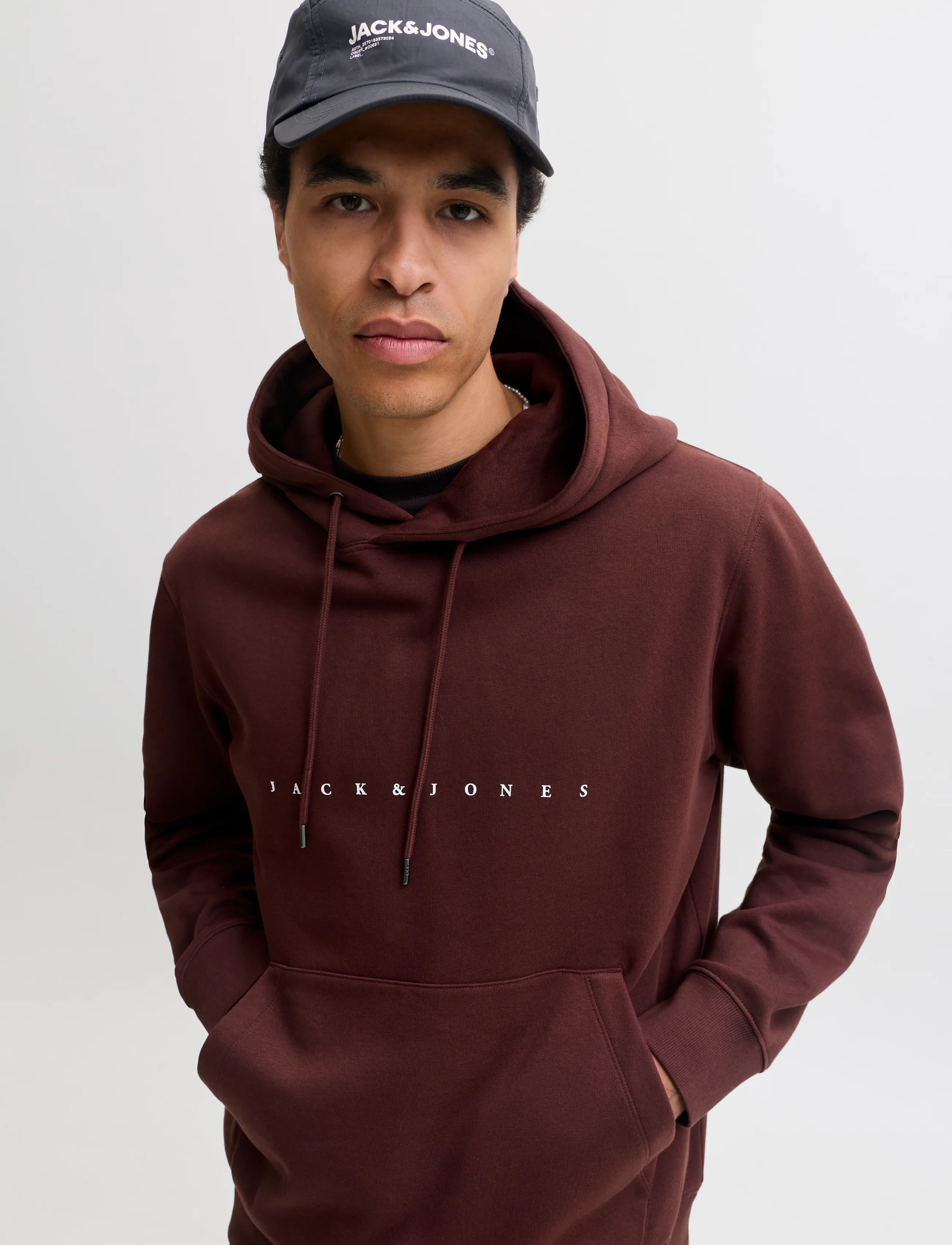 Jack & Jones - JJESTAR JJ SWEAT HOOD NOOS - hoodies - bitter chocolate - 4